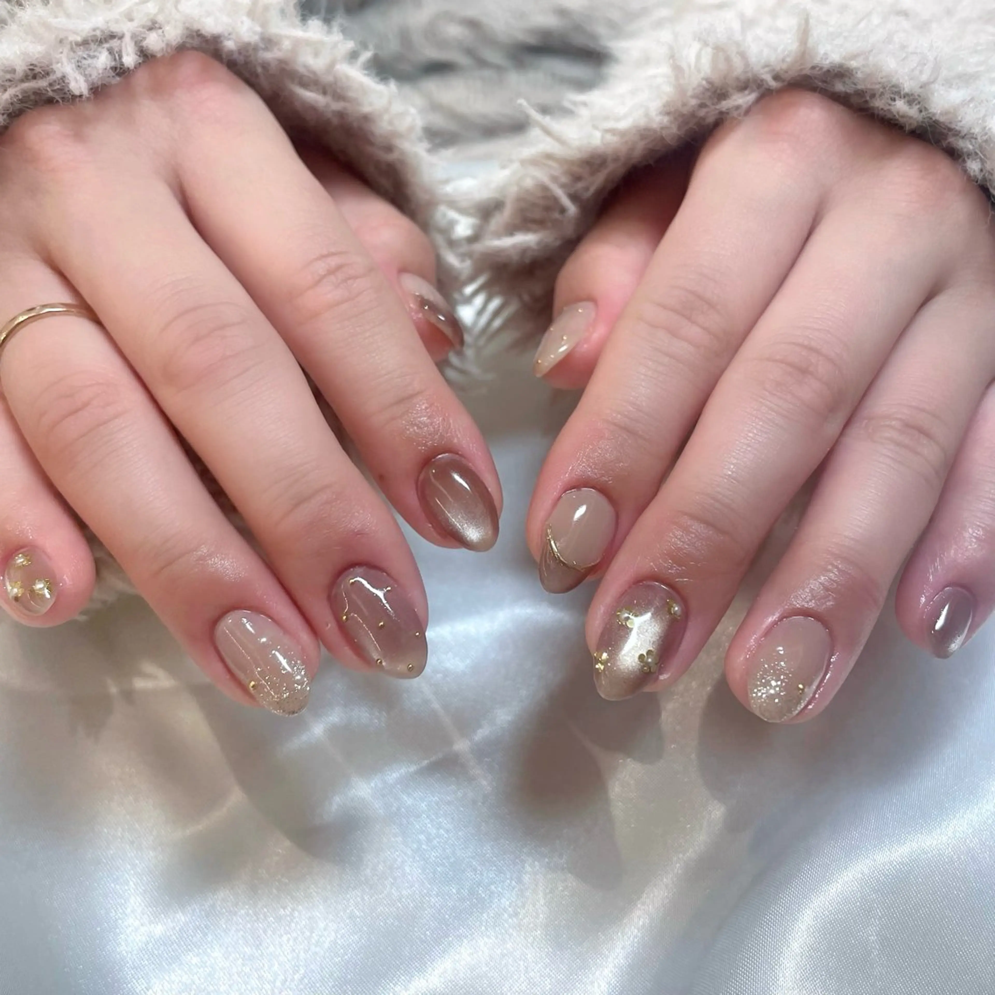 ネイル ブラウン ニュアンスネイル 春ネイル Tsuki🌙/渋谷 /パラジェルのネイルデザイン