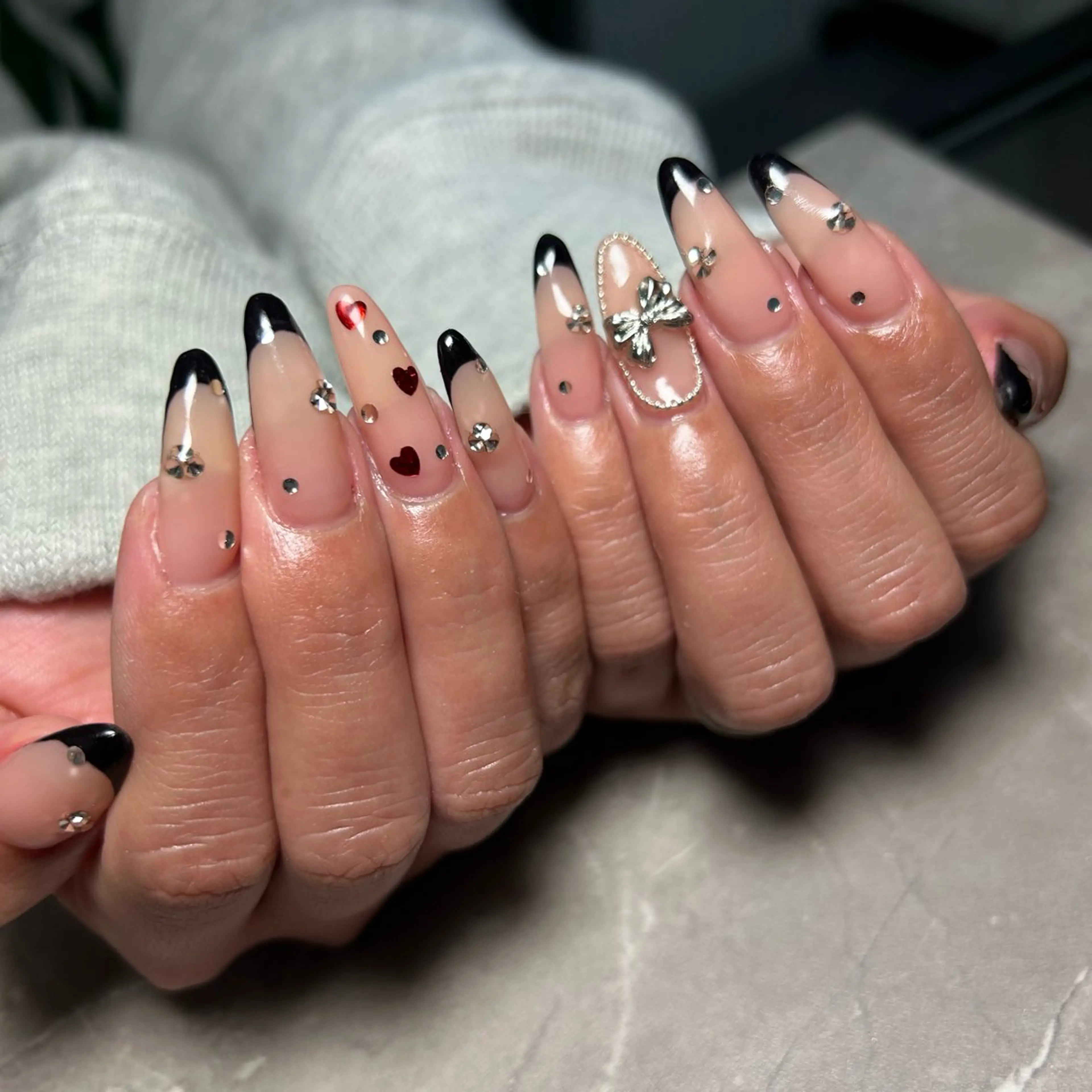 ネイル フレンチネイル ロングネイル Lulea nailのネイルデザイン