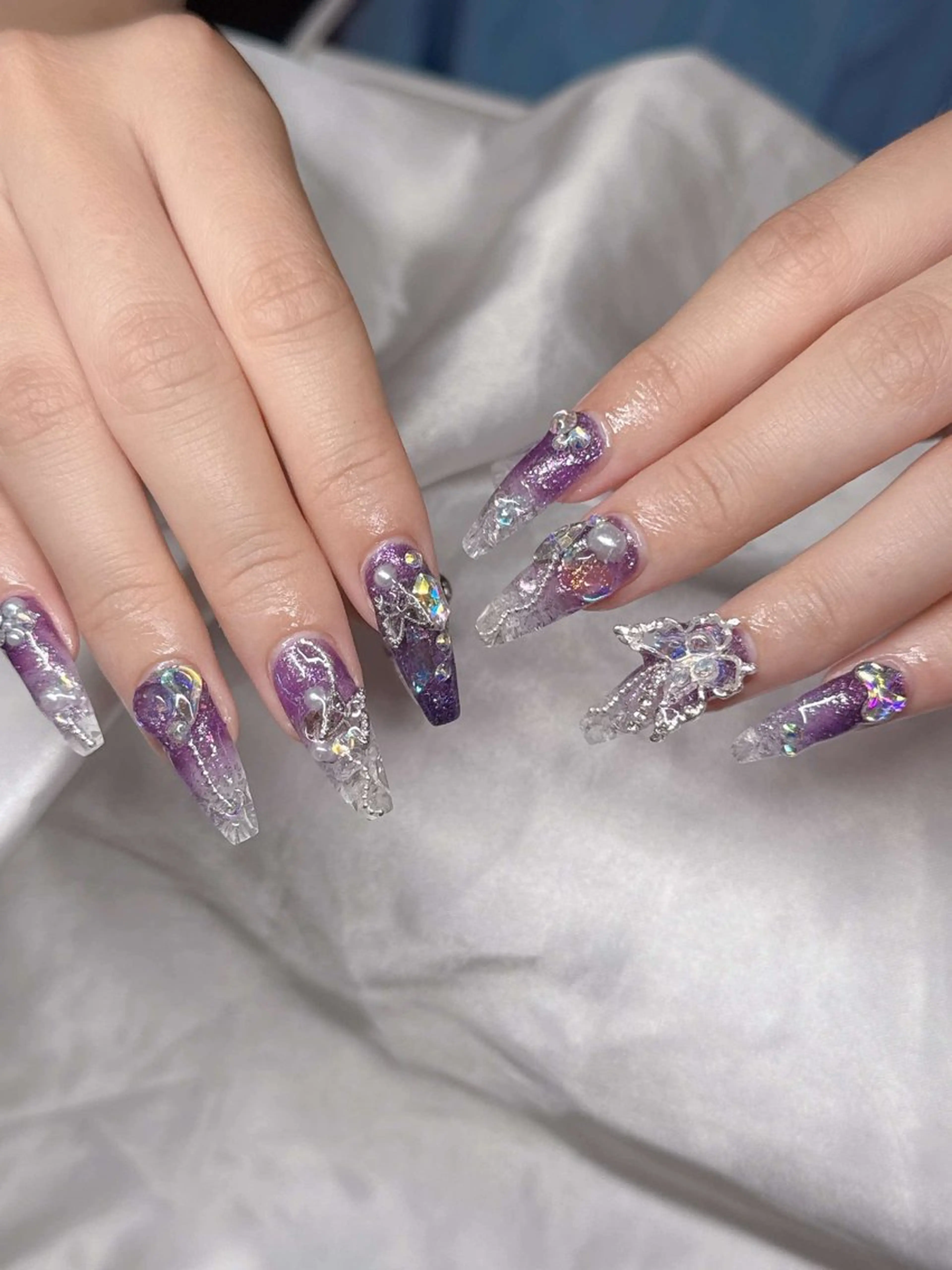 ネイル 長さ出し グラデーション 卒業式 キラキラネイル マグネットネイル ハンドネイル Lee Nailsのネイルデザイン