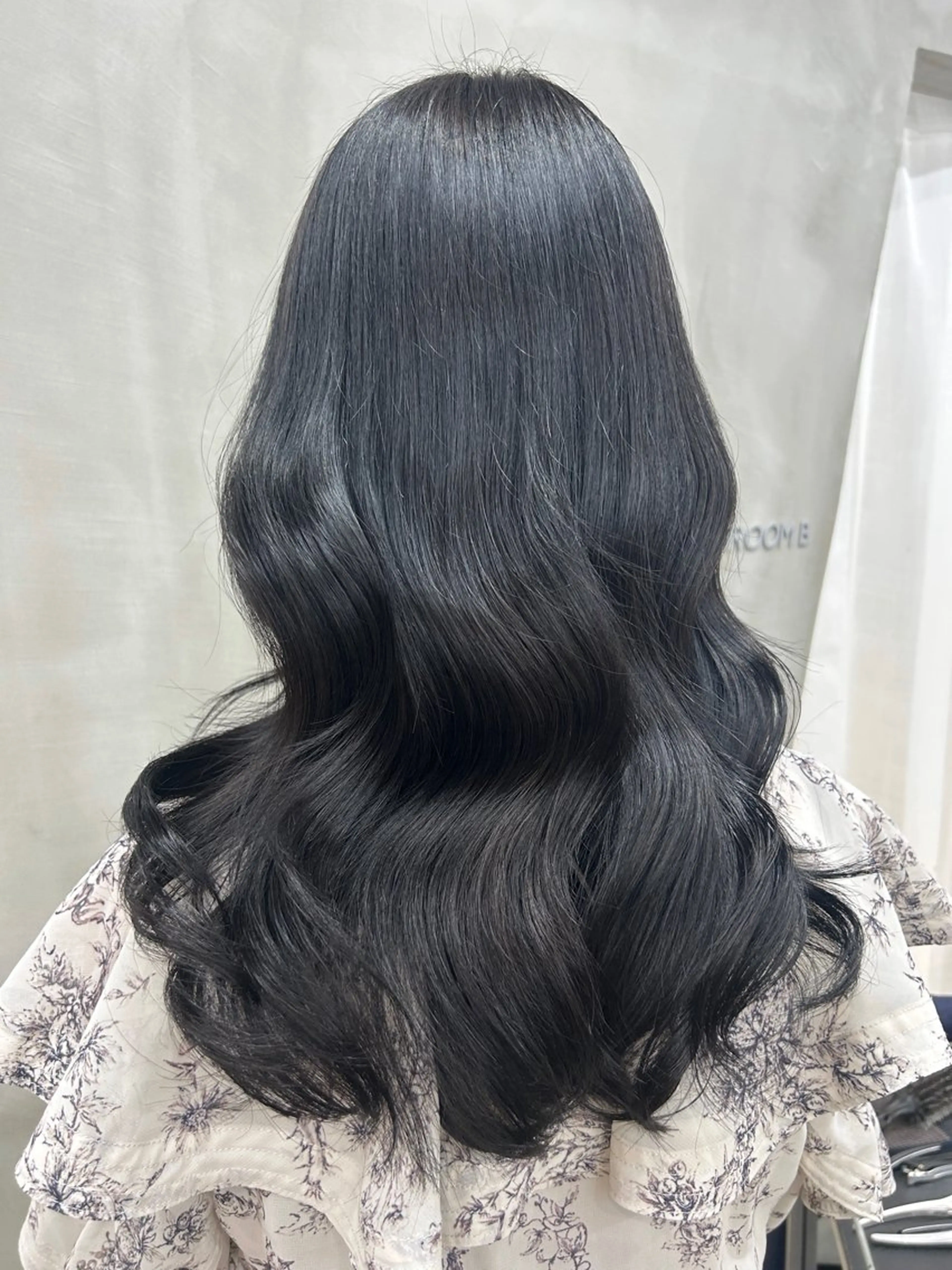 ロング カラー newi梅田🫧韓国 ヘア🫧sakiのヘアスタイル