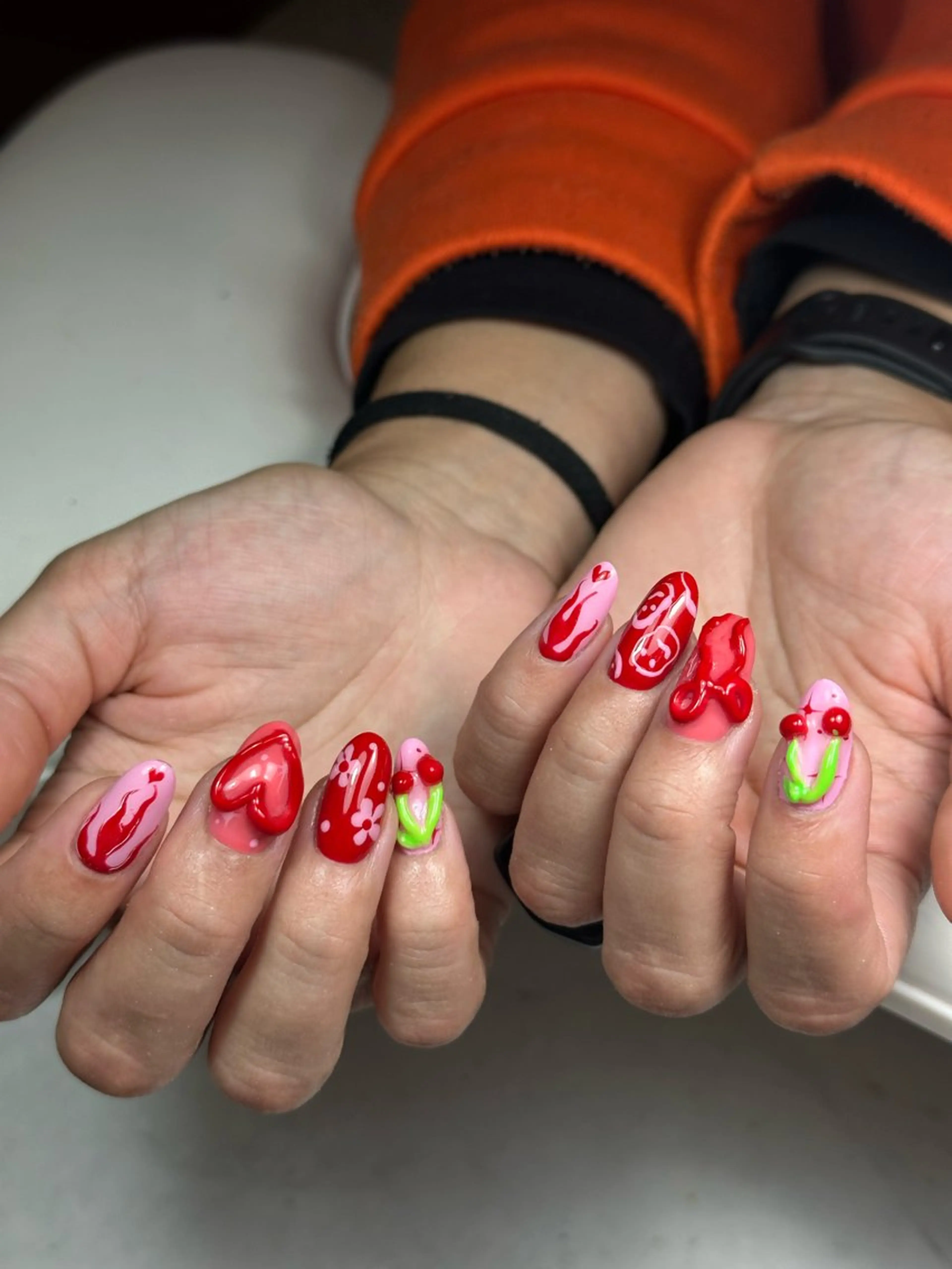 ネイル Isinha Nailsのネイルデザイン