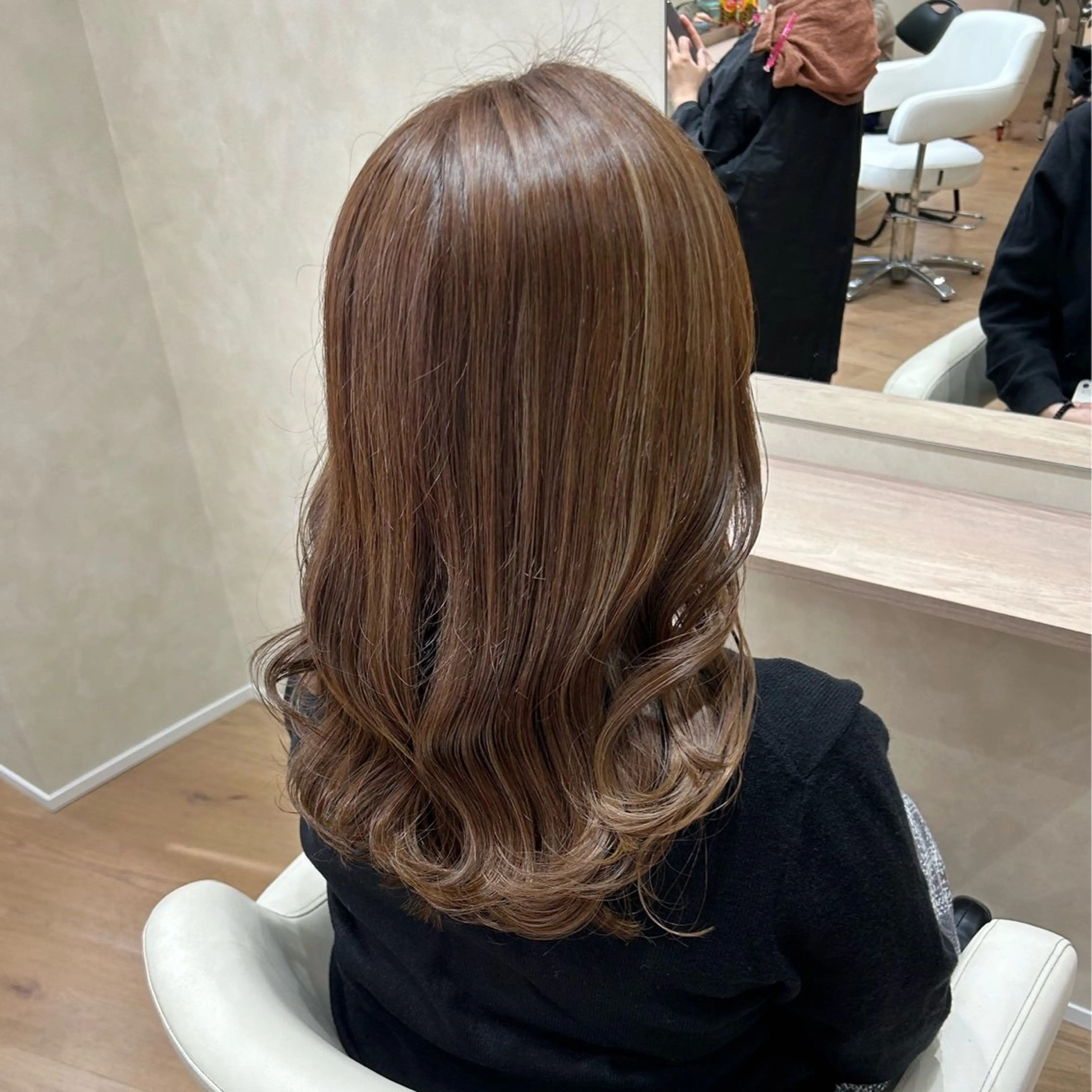 ロング カラー カット ヘアカラー トリートメント 砂野 真璃奈のヘアスタイル