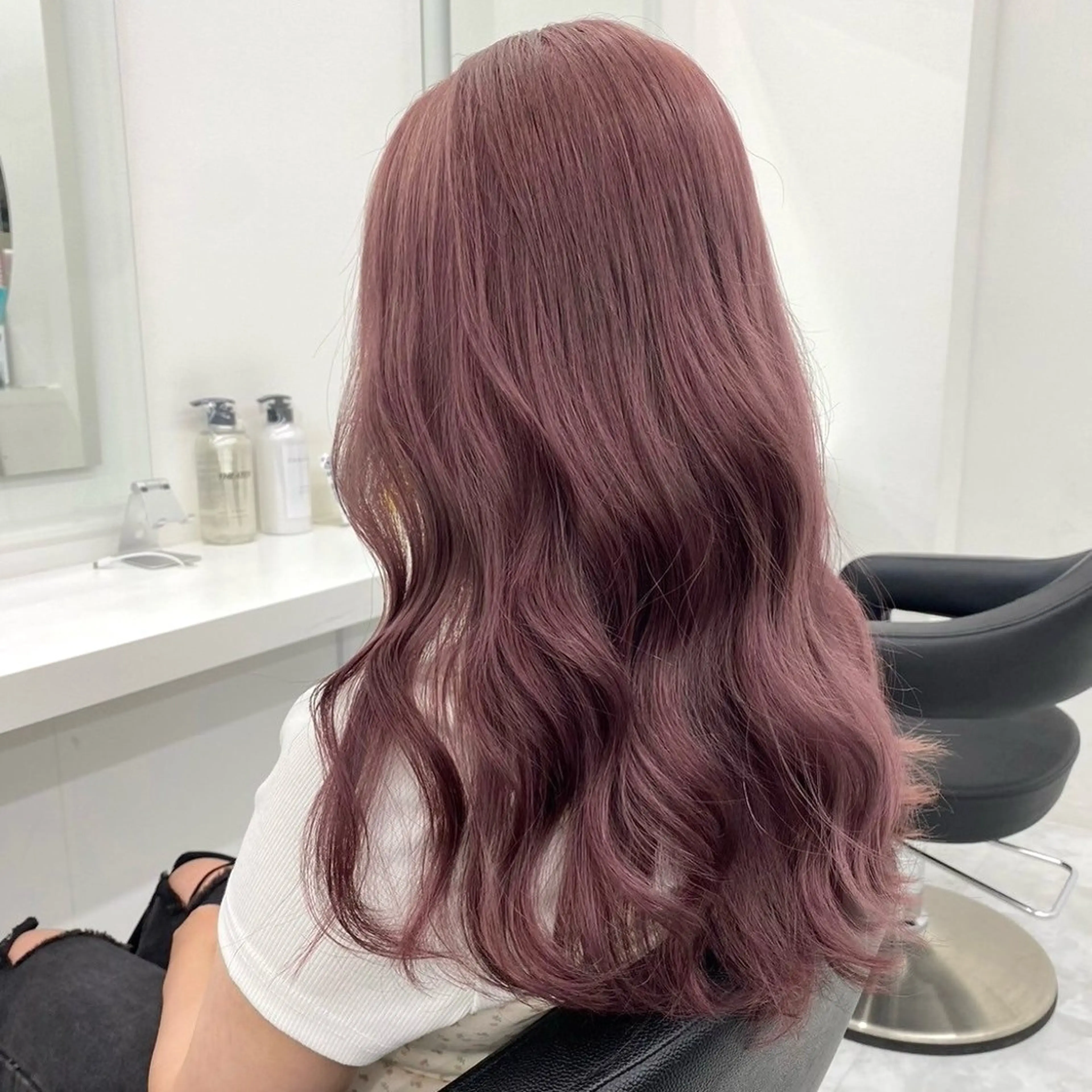 ロング カラー ヘアカラー トリートメント ヘッドスパ ヘアセット 韓国風艶髪🎀 暖色カラー🤍のヘアスタイル