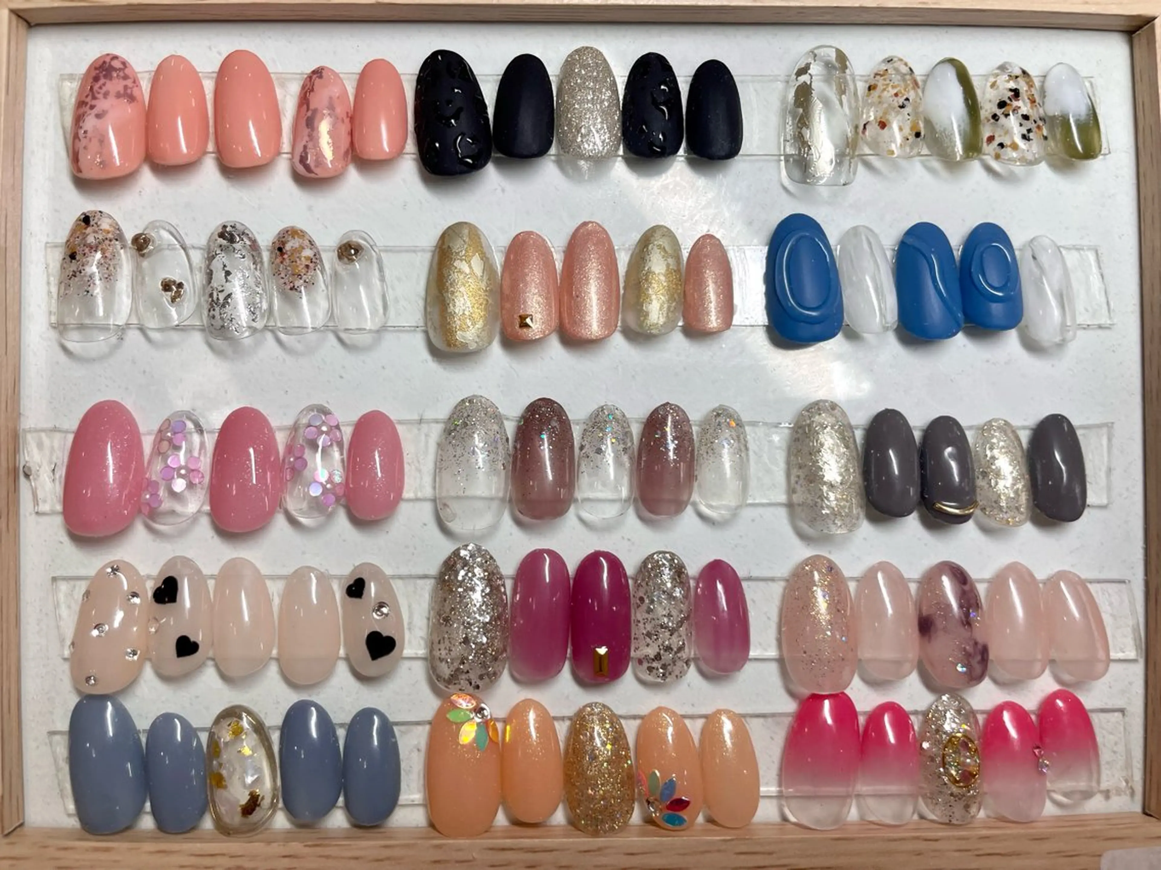 ネイル シンプルネイル 三浦 絆生のネイルデザイン