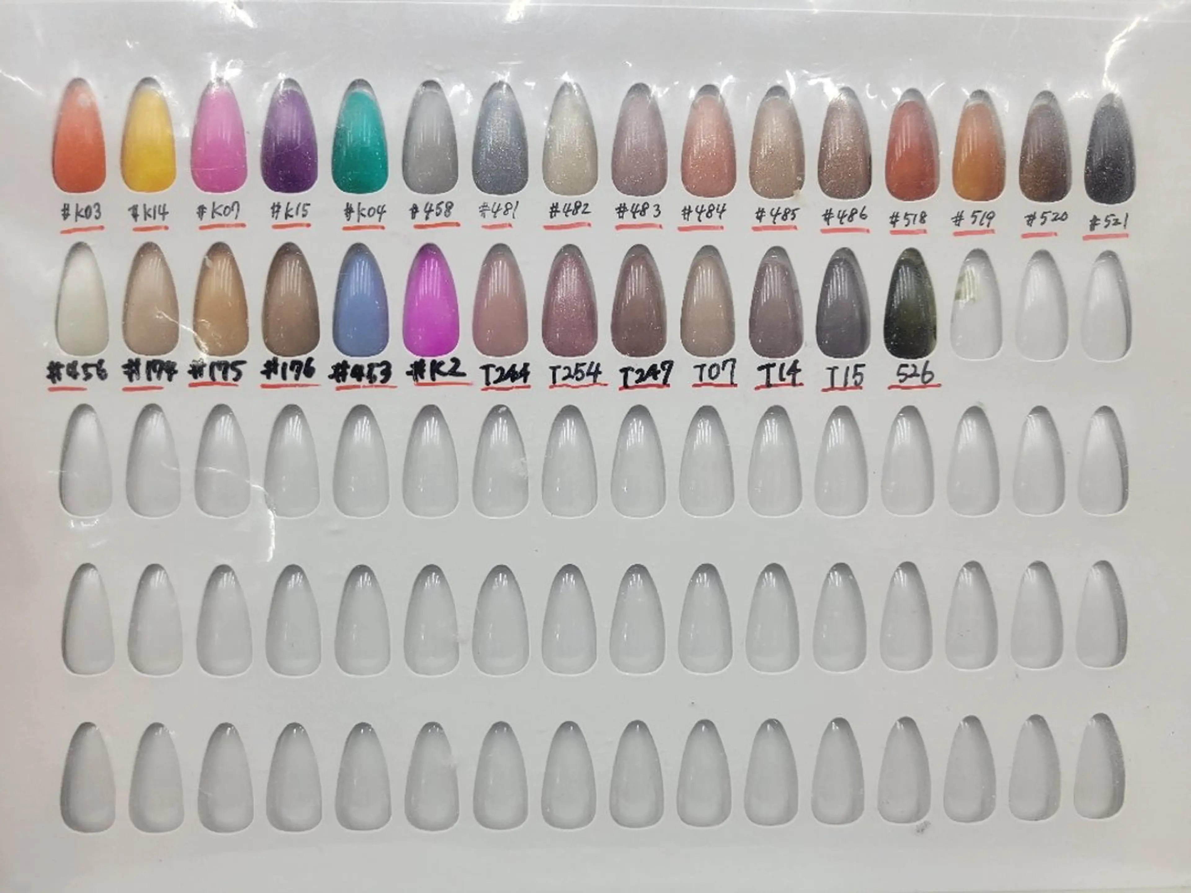 ネイル MAXKELLY KASUMIのネイルデザイン