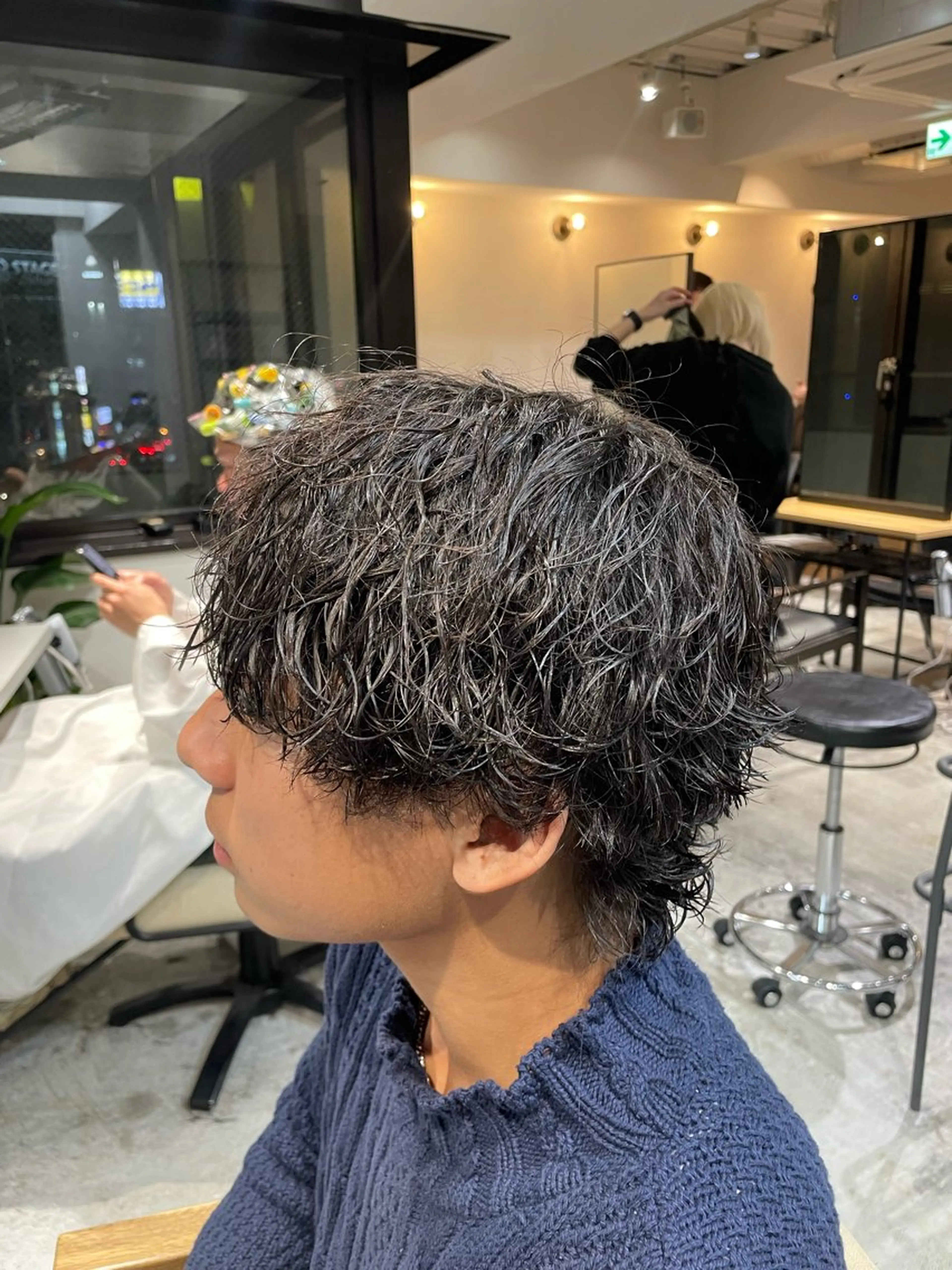 ショート ウルフカット メンズパーマ梅田 ・川副史晶のヘアスタイル