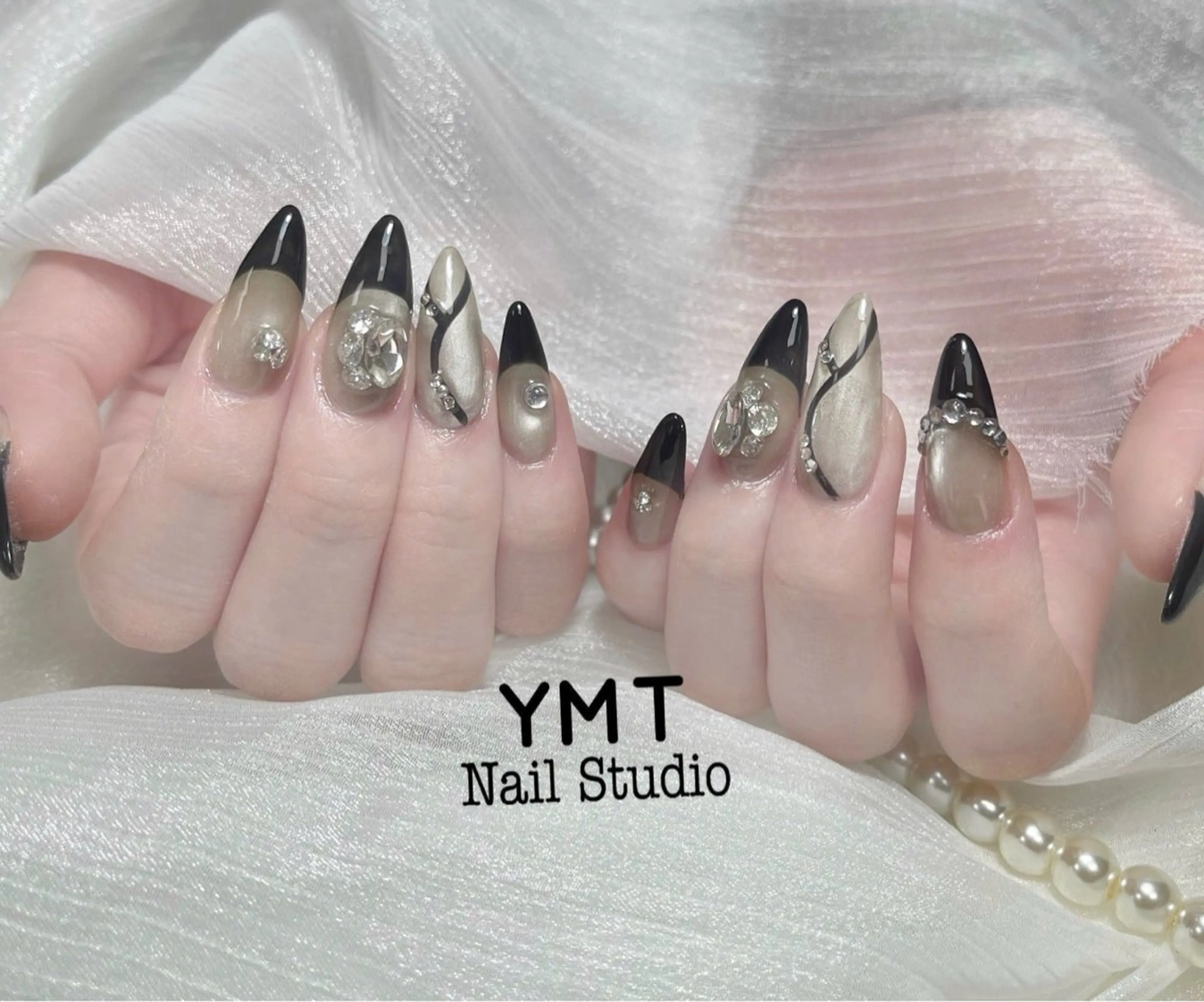 ネイル 長さ出し フットネイル ジェルネイル 韓国ネイル マグネットネイル ハンドネイル YMT NailStudioのネイルデザイン