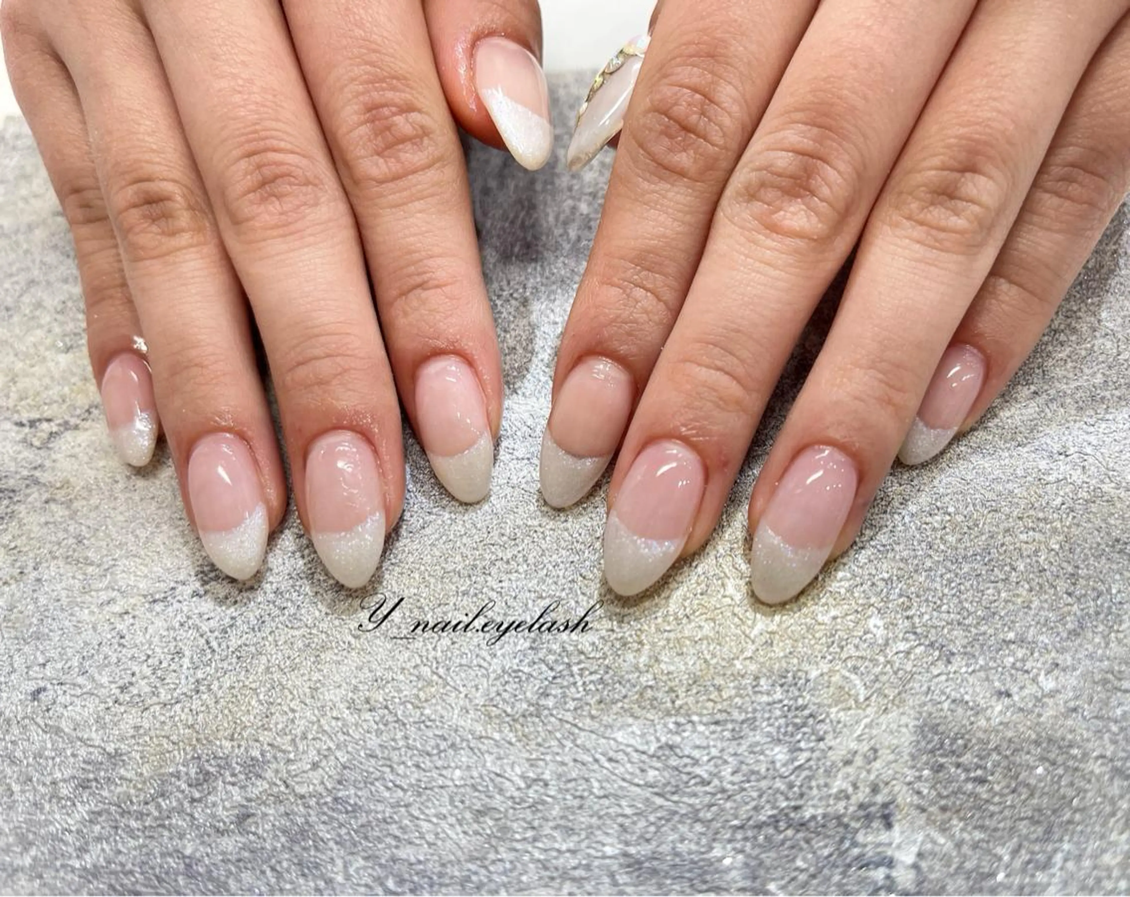 ネイル フレンチネイル ラメ(グリッター) Umi nail& eyelashのネイルデザイン