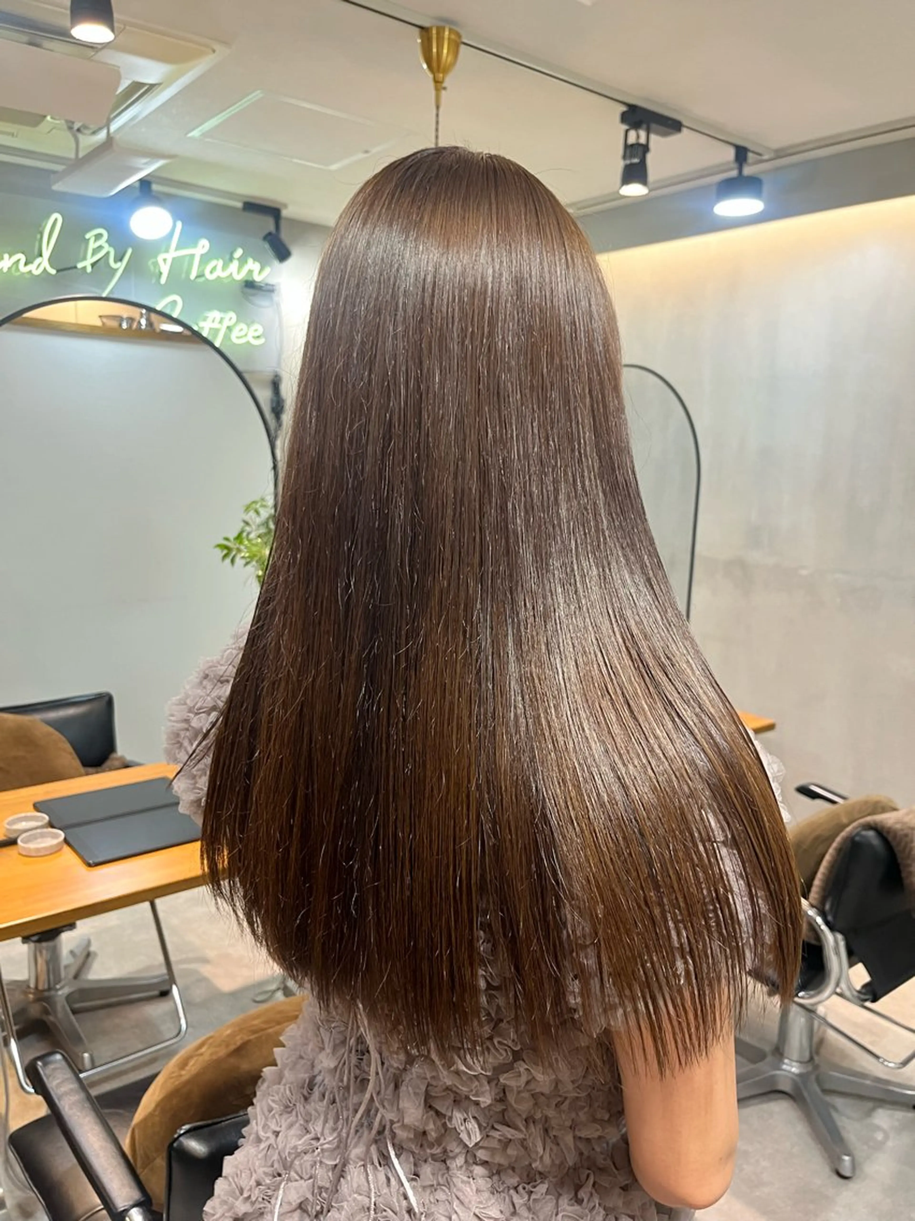 ロング ヘアカラー 🤎透明感ツヤカラー Chinatsu🤎のヘアスタイル