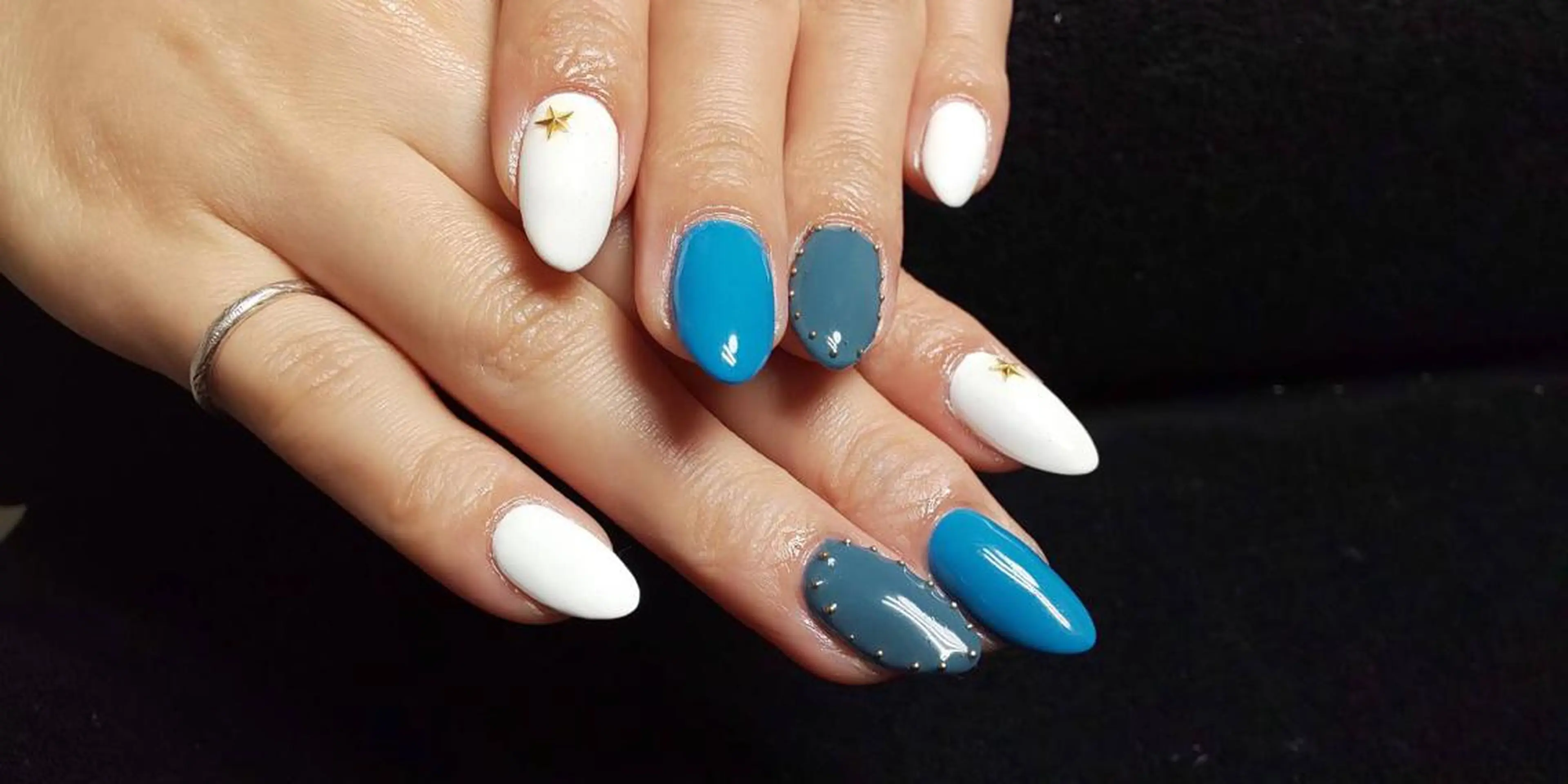 ネイル ブルー Mana‪ ‪·͜· ❤︎‬のネイルデザイン