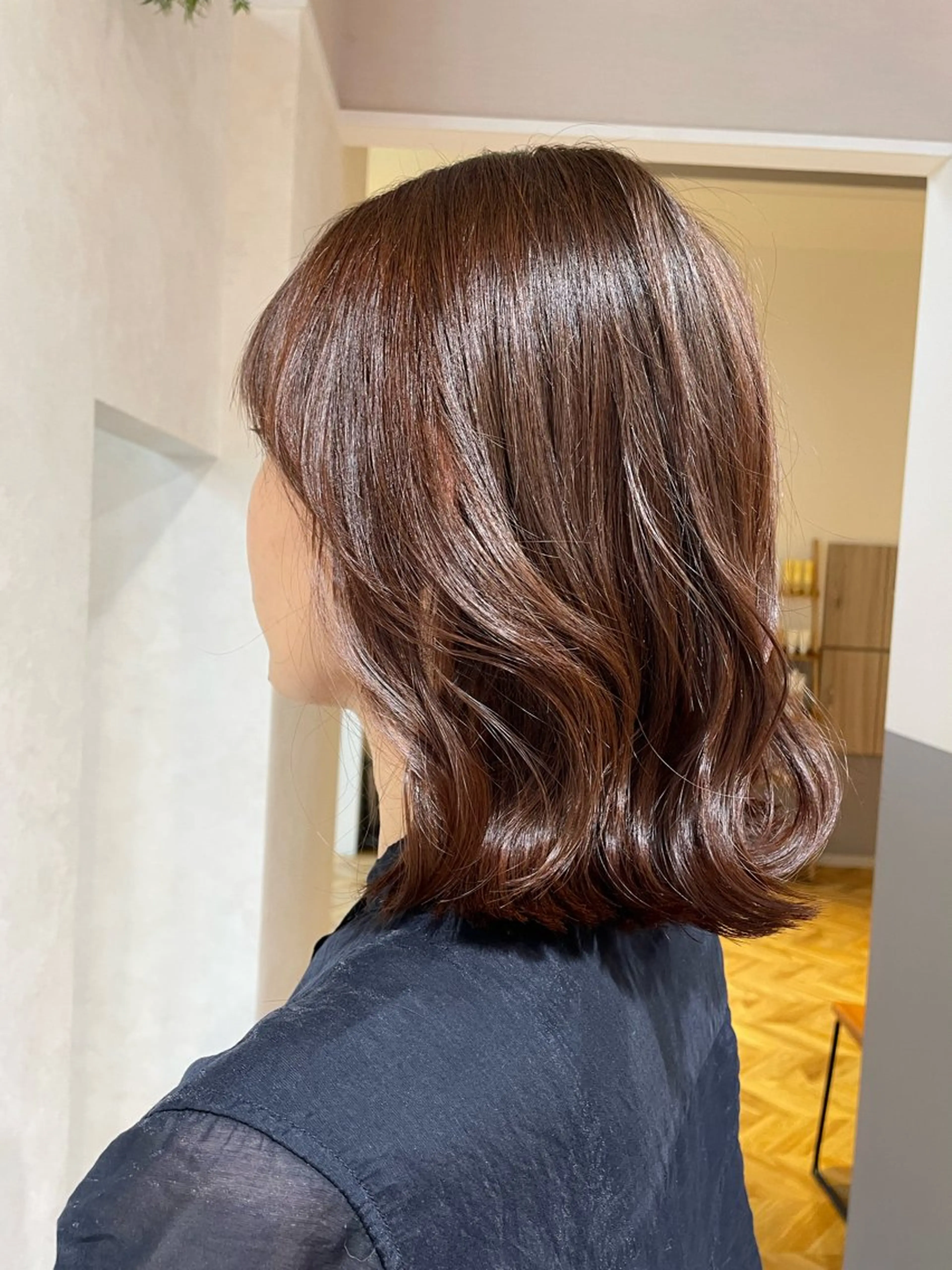 ミディアム ピンクブラウン 生盛 智穂子のヘアスタイル