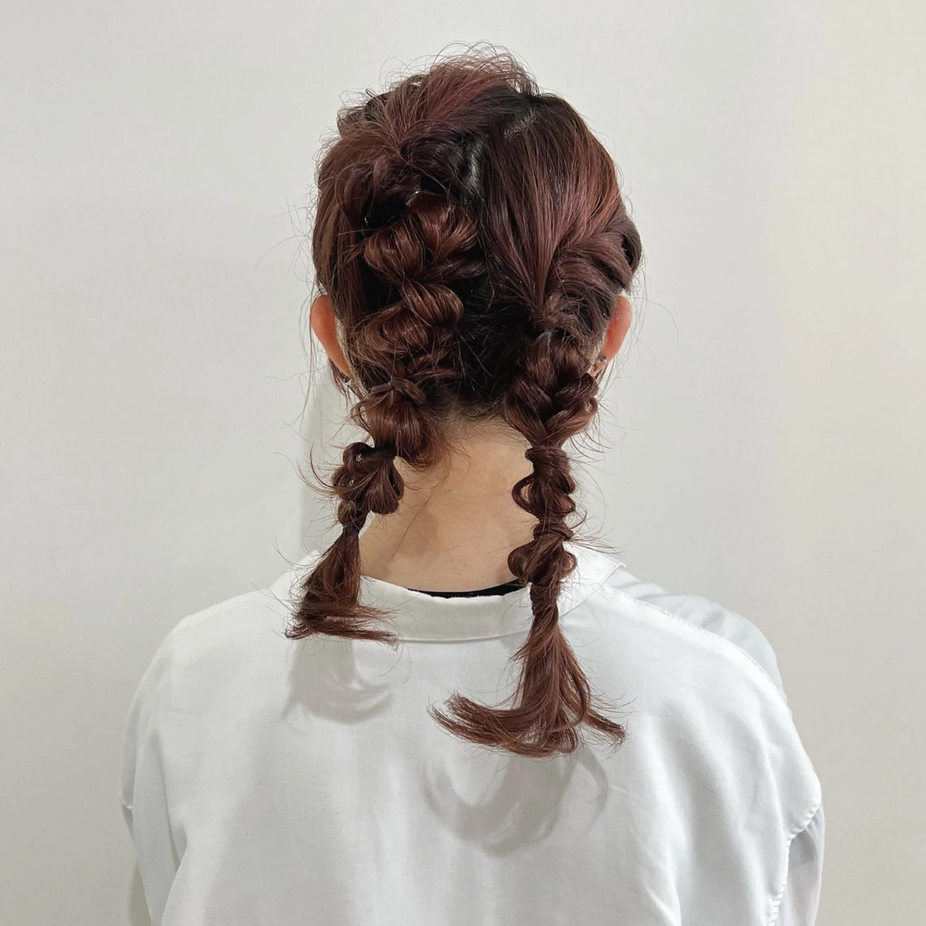 ミディアム ヘアアレンジ チアキ ジュリのヘアスタイル