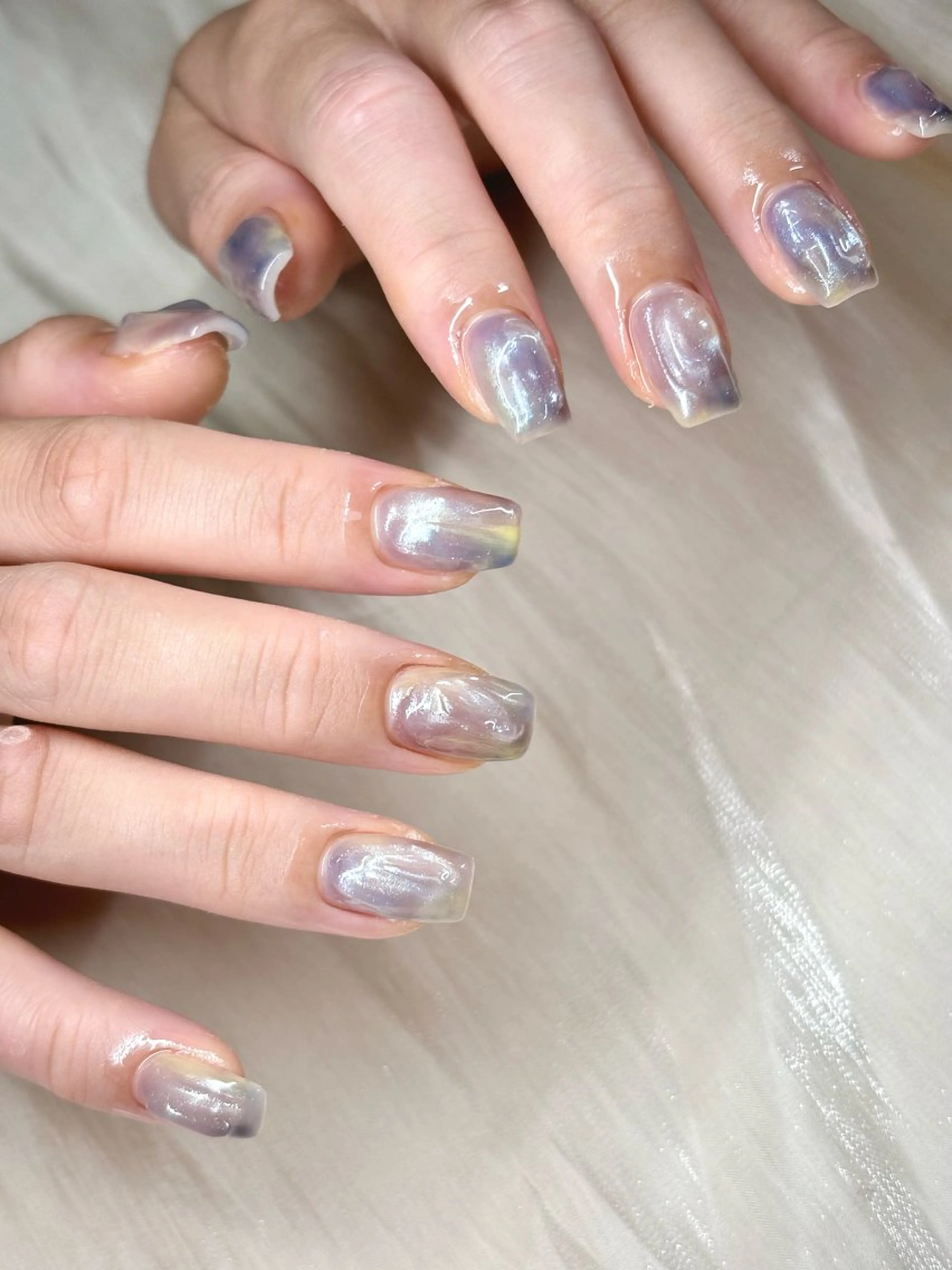 ネイル ニュアンスネイル ぷっくりネイル ETE LUNA NAILのネイルデザイン