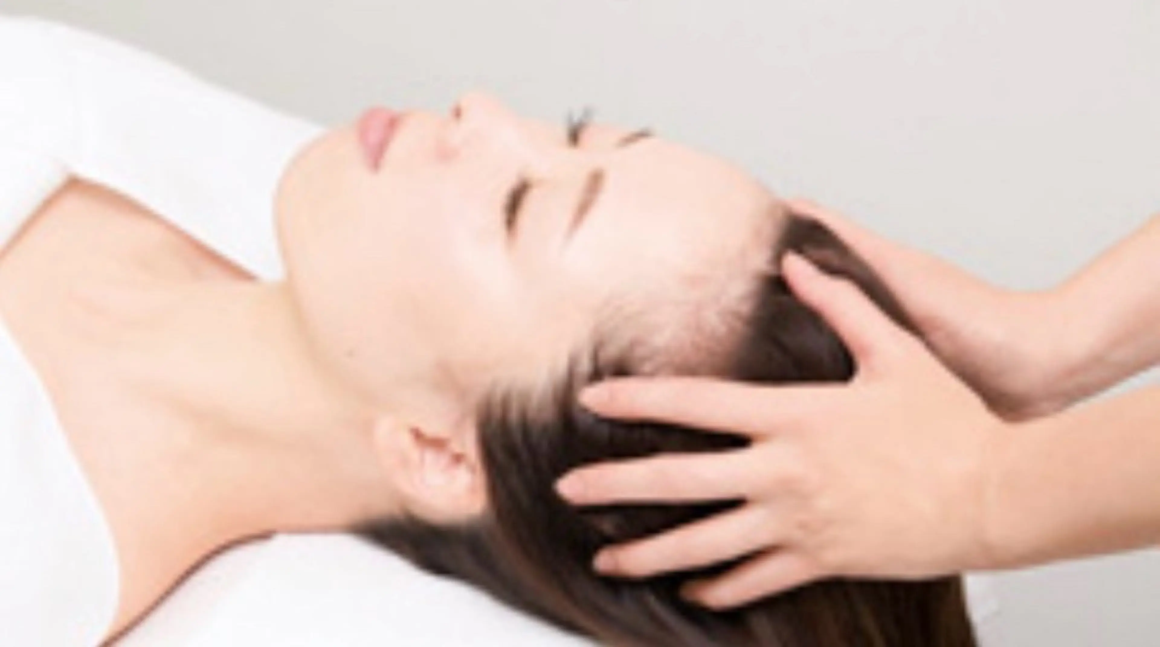 💐あなたのお肌を美肌診断＋🏳️‍⚧️ヘッドマッサージングトリートメントの写真