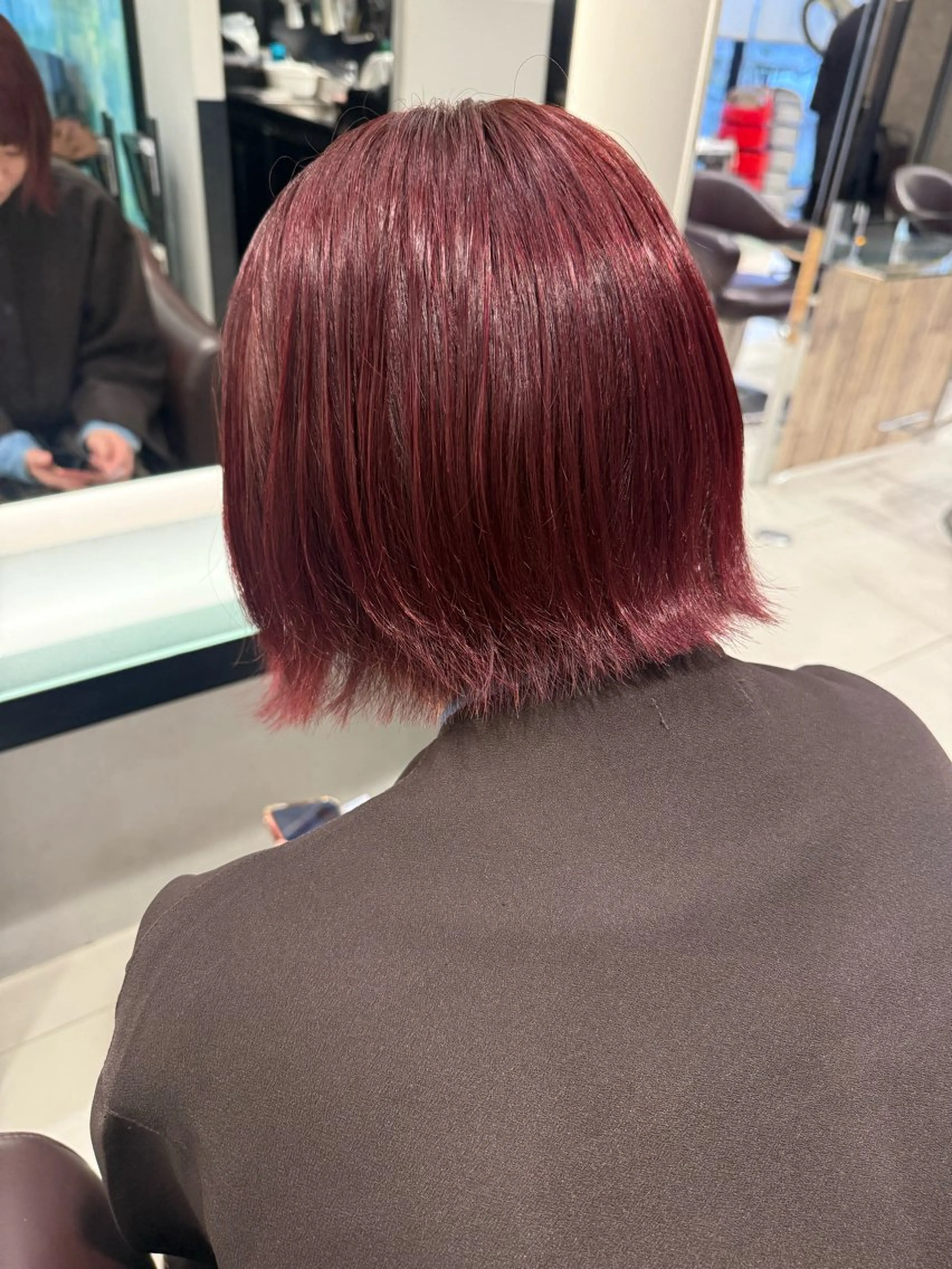 ショート カラー ブリーチ ダブルカラー ブリーチなしカラー 金田 莉那のヘアスタイル