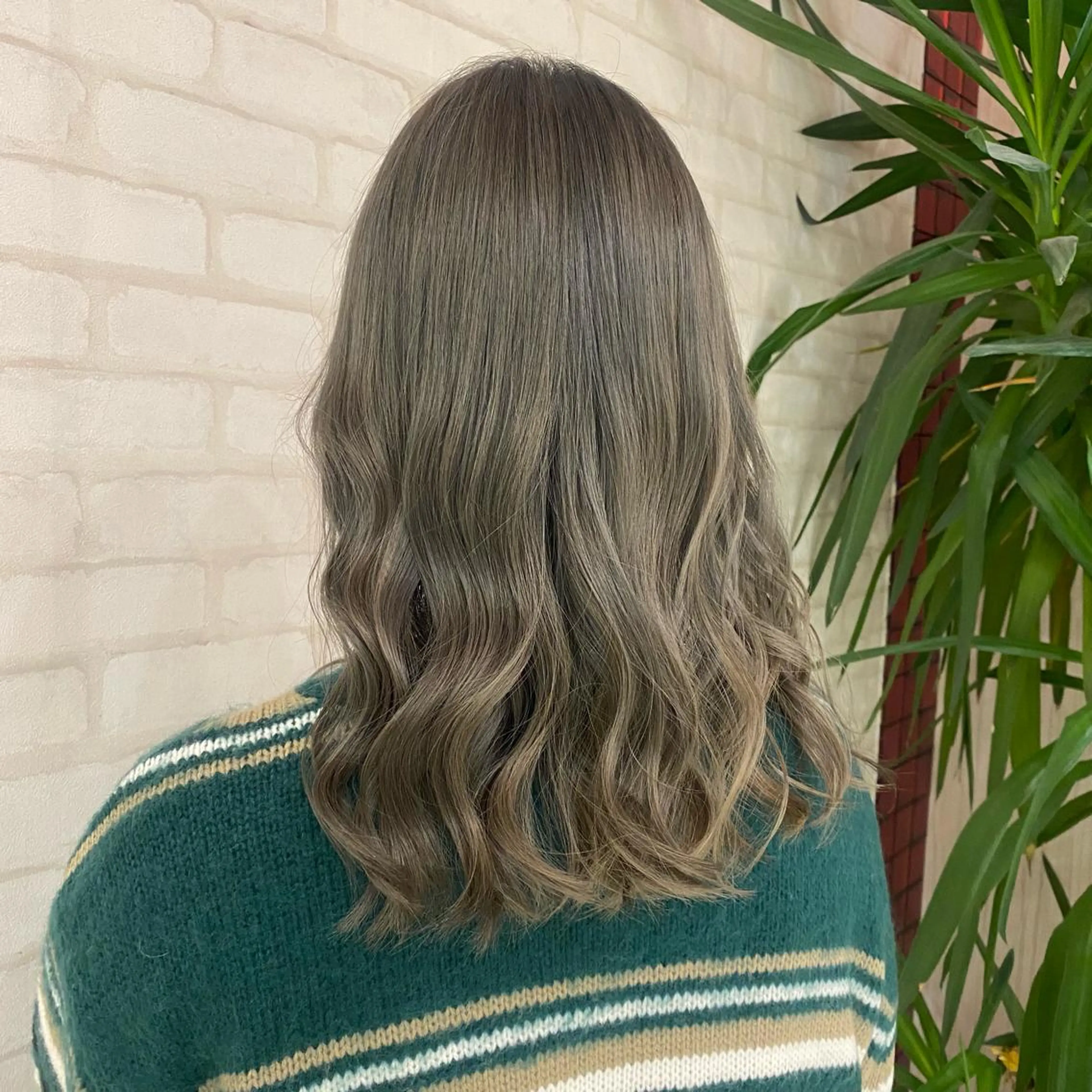 ミディアム カラー ULTOWA/銀座 ERIのヘアスタイル