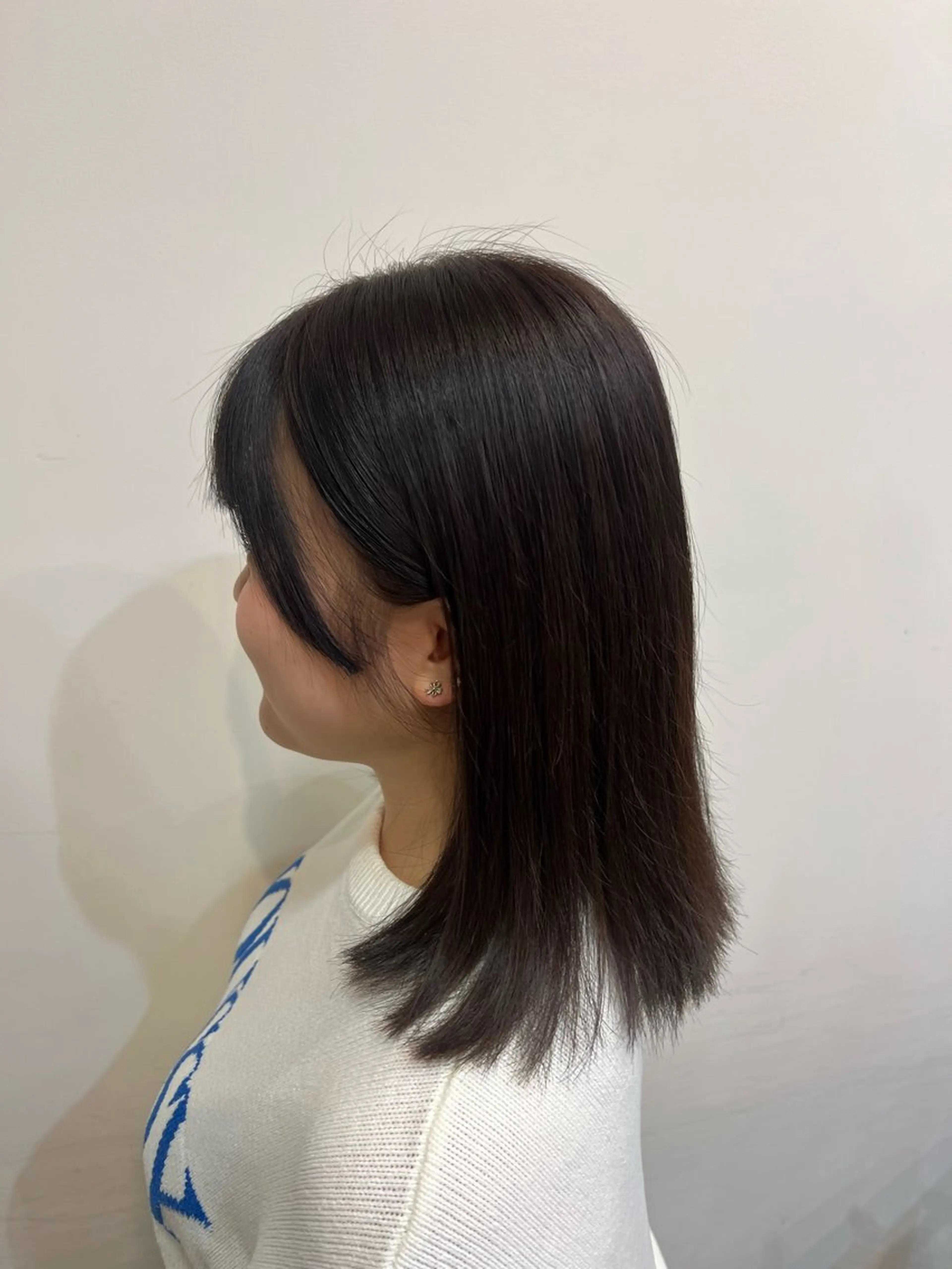 ミディアム 上村 音寧のヘアスタイル