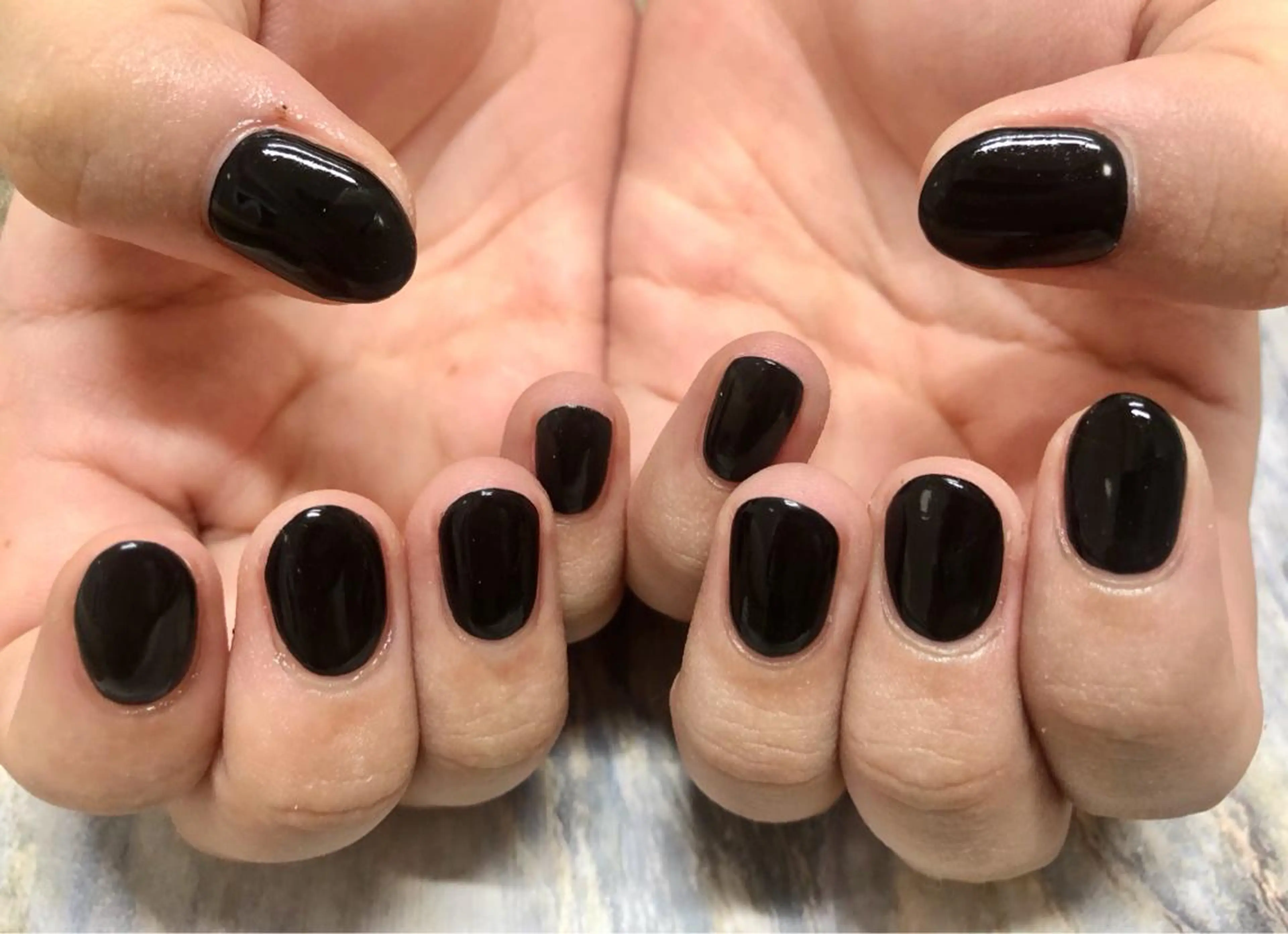 ネイル ワンカラーネイル ハンドネイル mogunail &blowのネイルデザイン