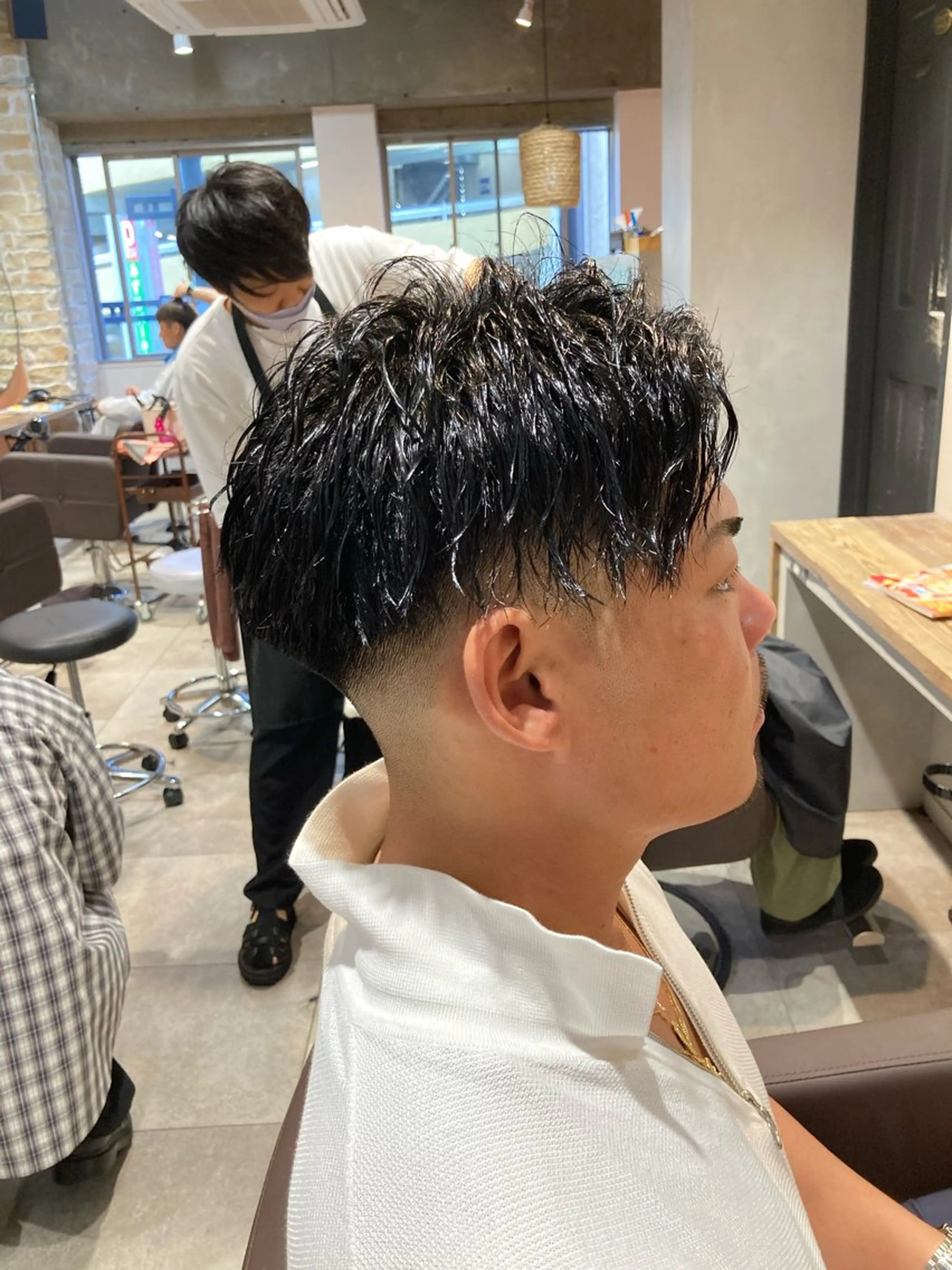 パーマ メンズ フェードカット スキンフェード カット パーマ メンズ特化 TAKUYAのヘアスタイル