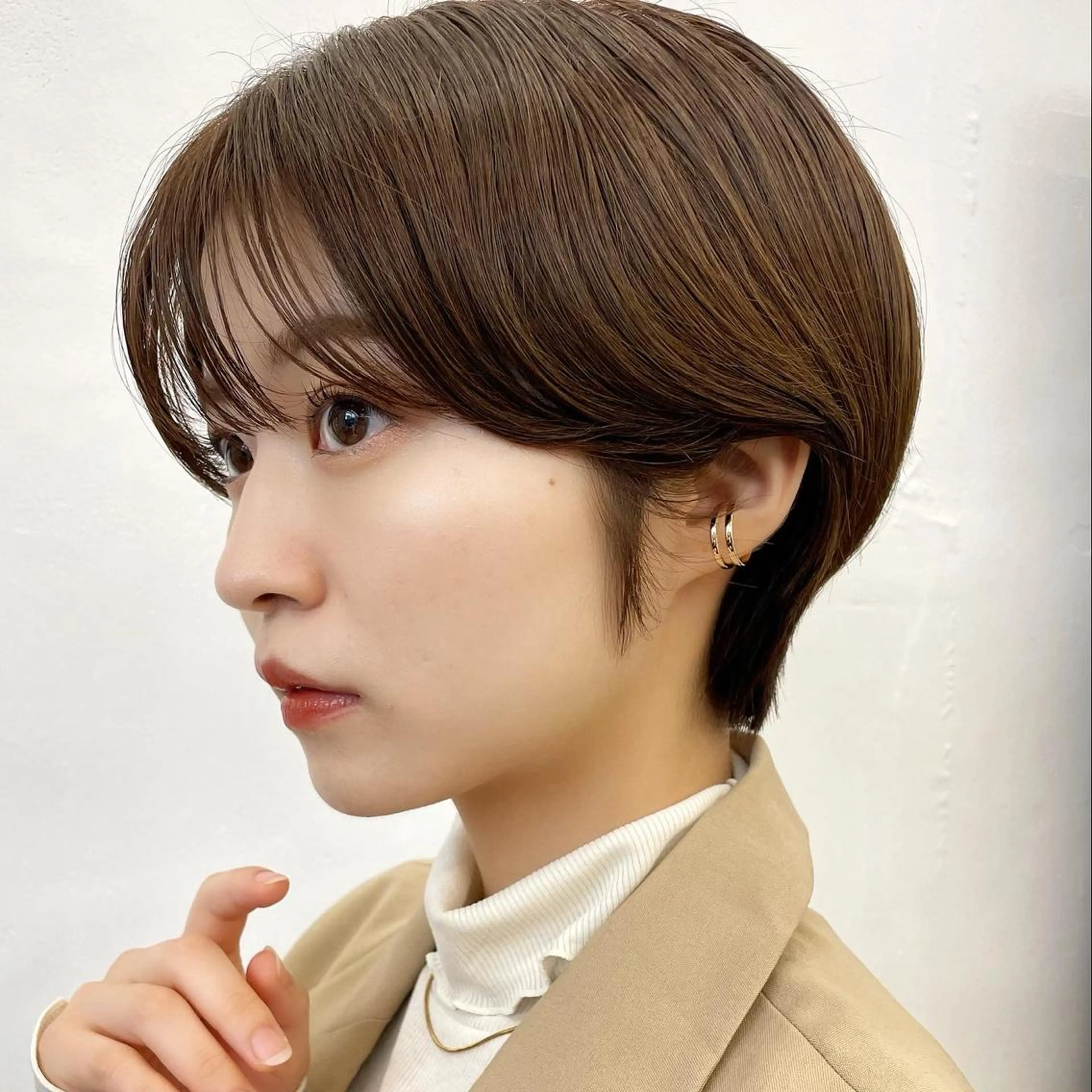 ショート カラー ブラウンカラー ココアブラウン ショートヘア ヘアカラー レイヤー/ショート透 明感カラー/西田祐賀のヘアスタイル