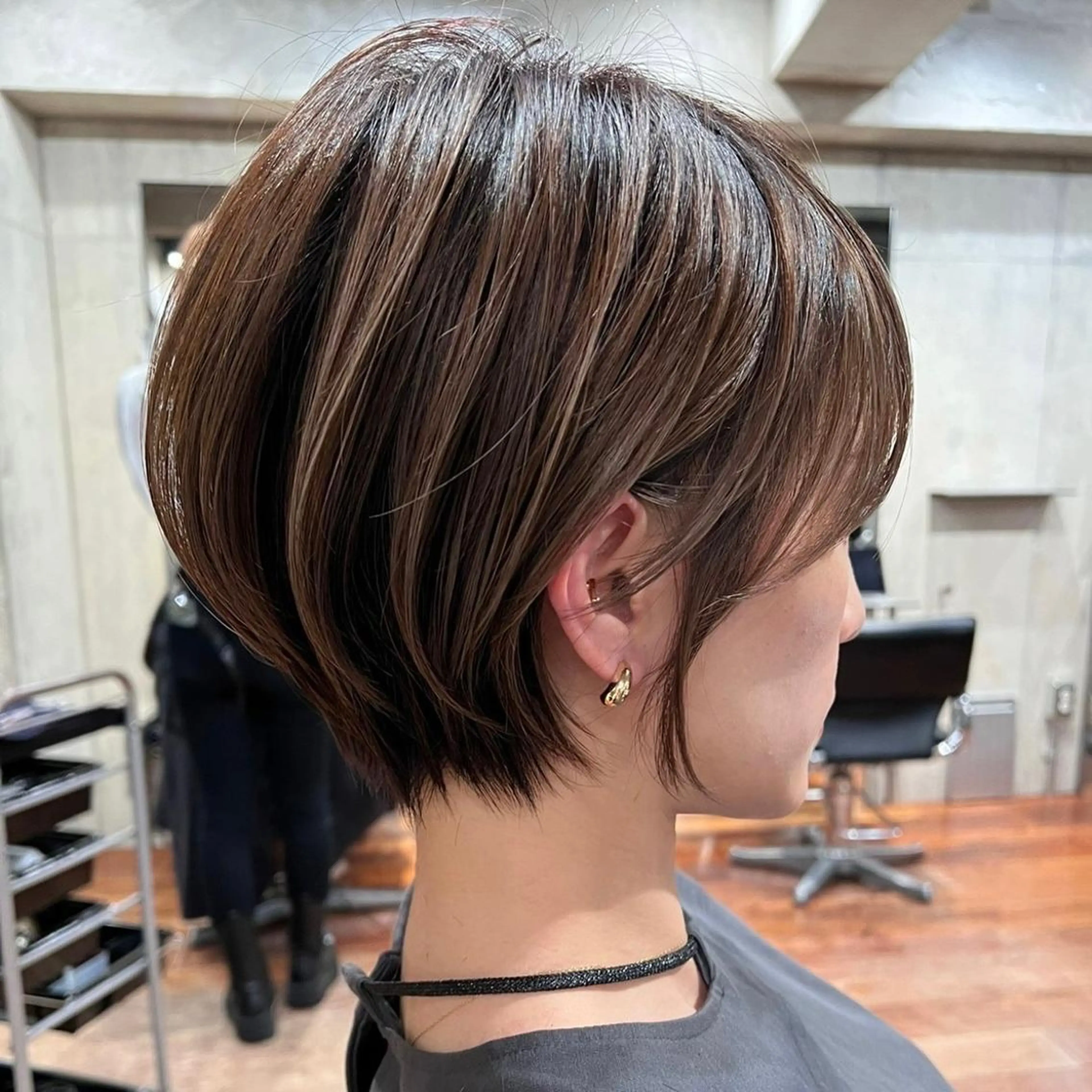 ショート ボブ 外国人風カラー ハイライト 似合わせカット ショートヘア レイヤー/韓国ボブ レイヤーボブ/住吉のヘアスタイル