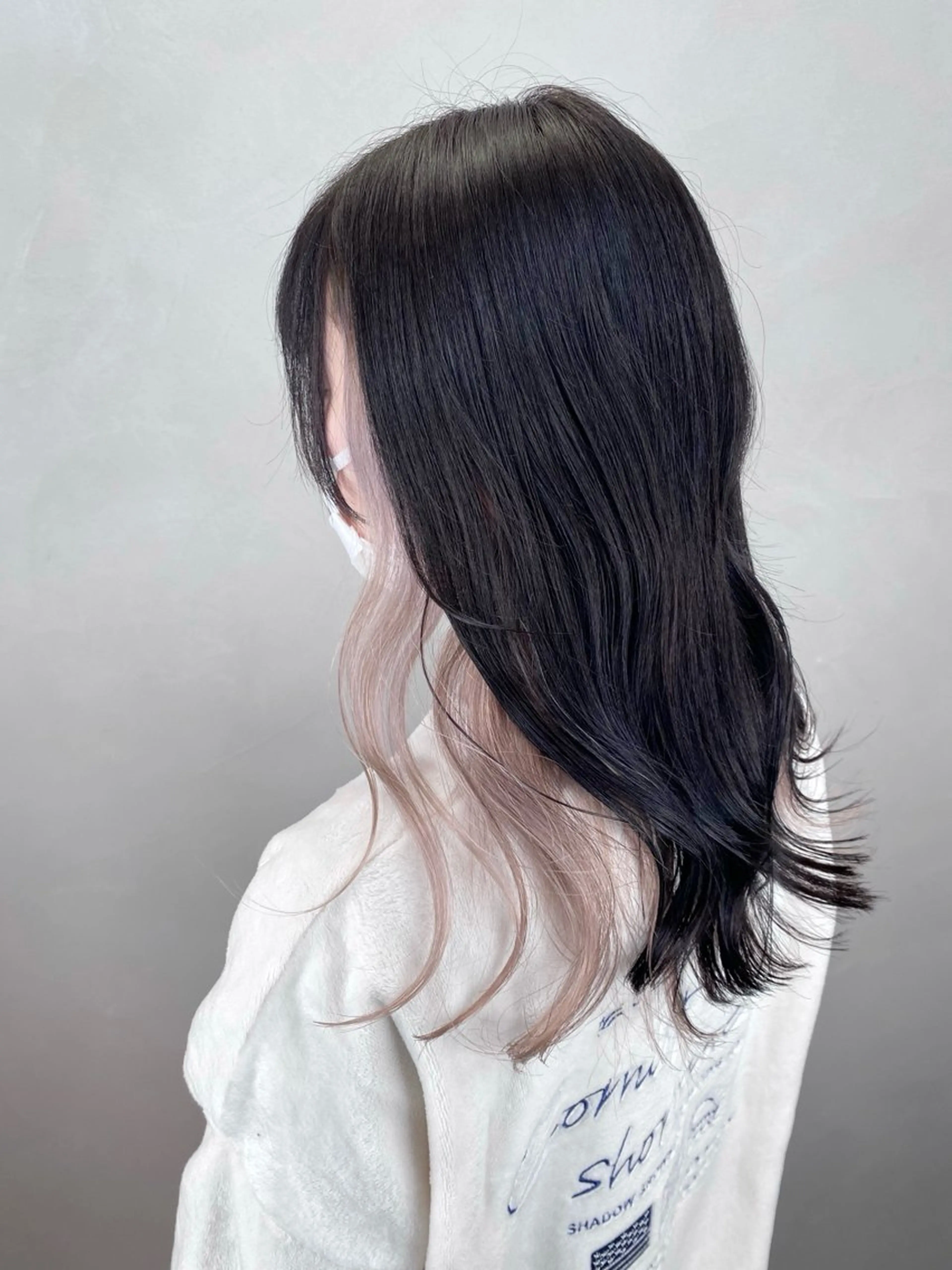セミロング カラー wool TOKYO けいご[ブリーチ]のヘアスタイル