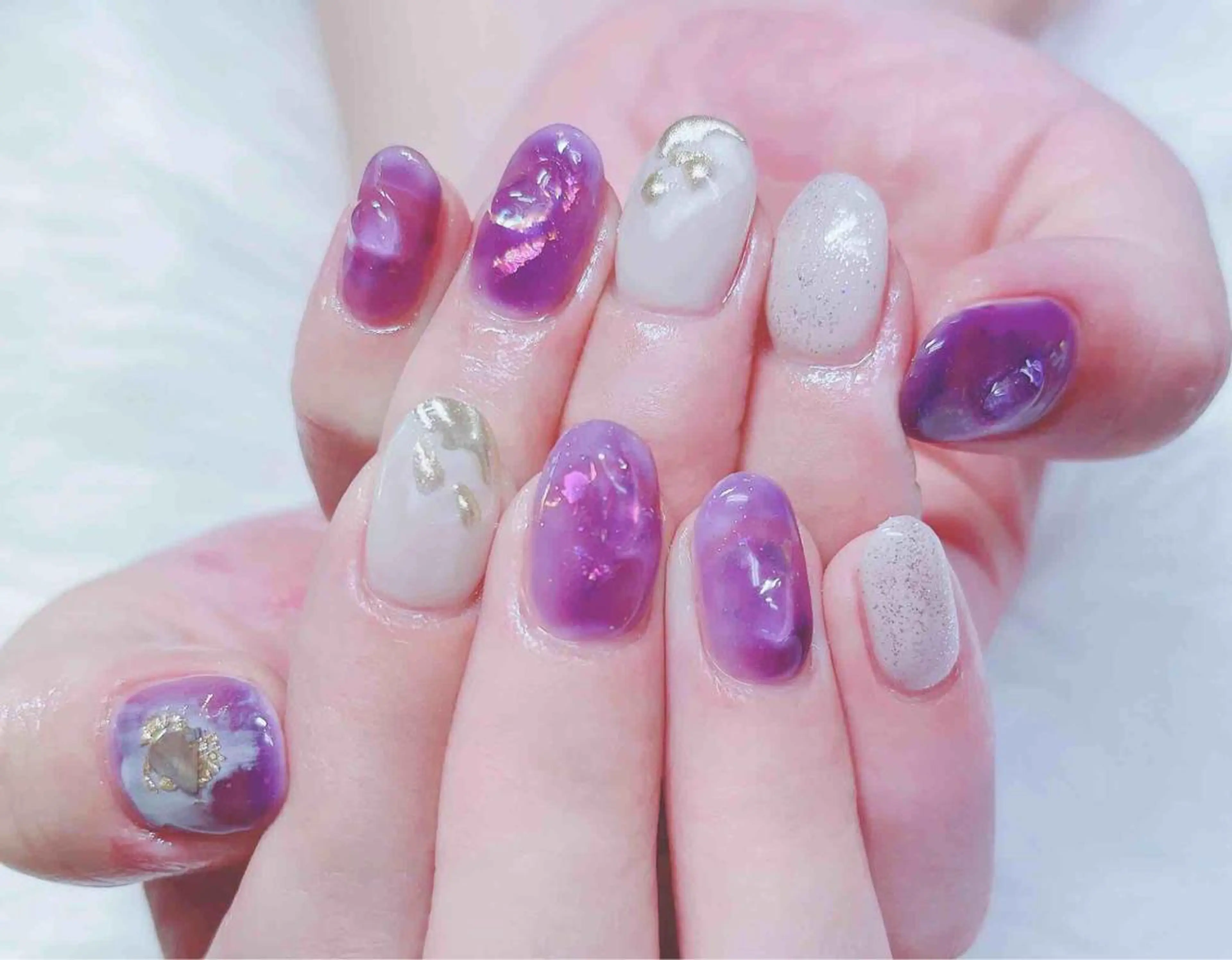 ネイル ハンドネイル MoonNail ユリ🌸のネイルデザイン