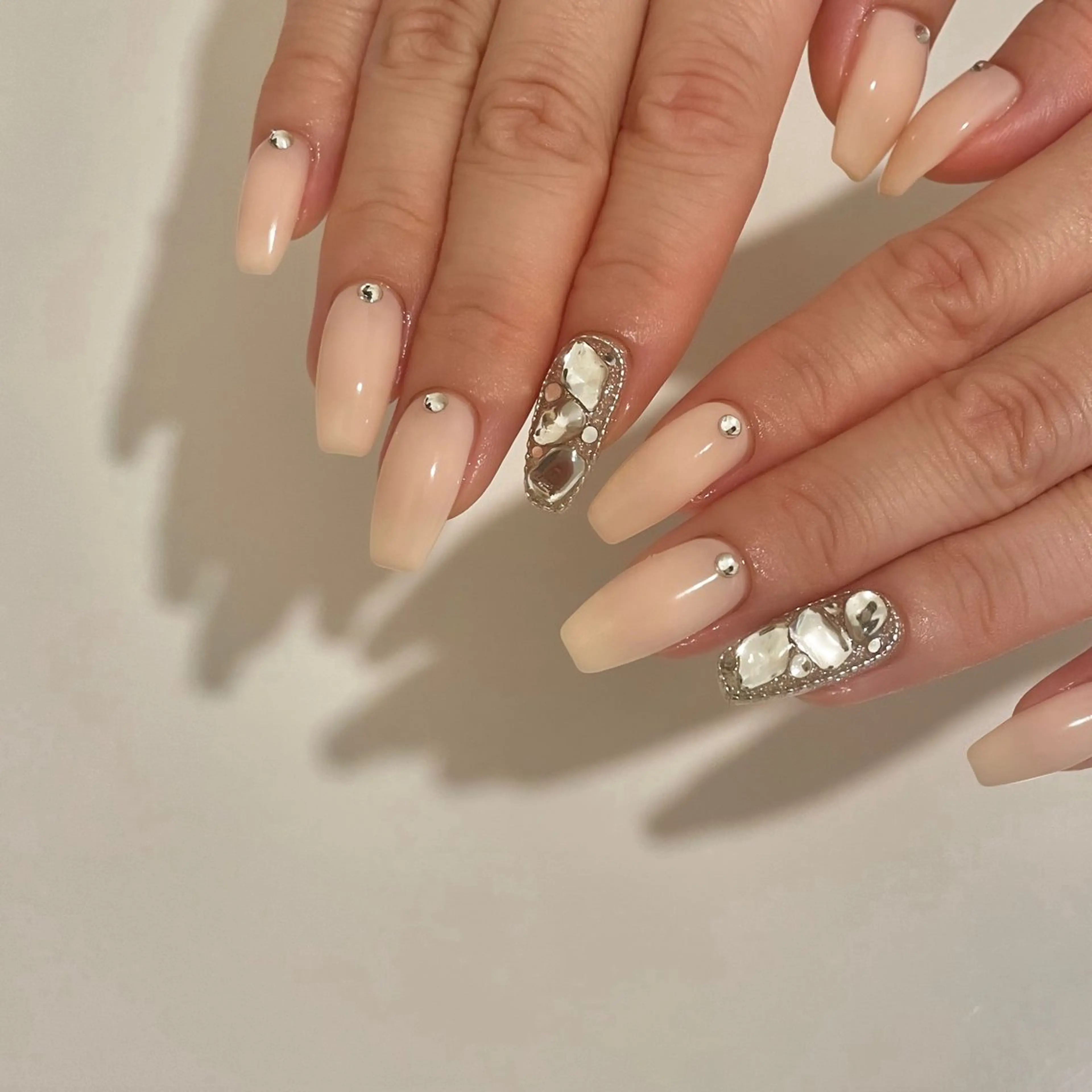 ネイル ハンドネイル ハンドケア m-nail所属・m-nail 🌙minamiのネイルデザイン