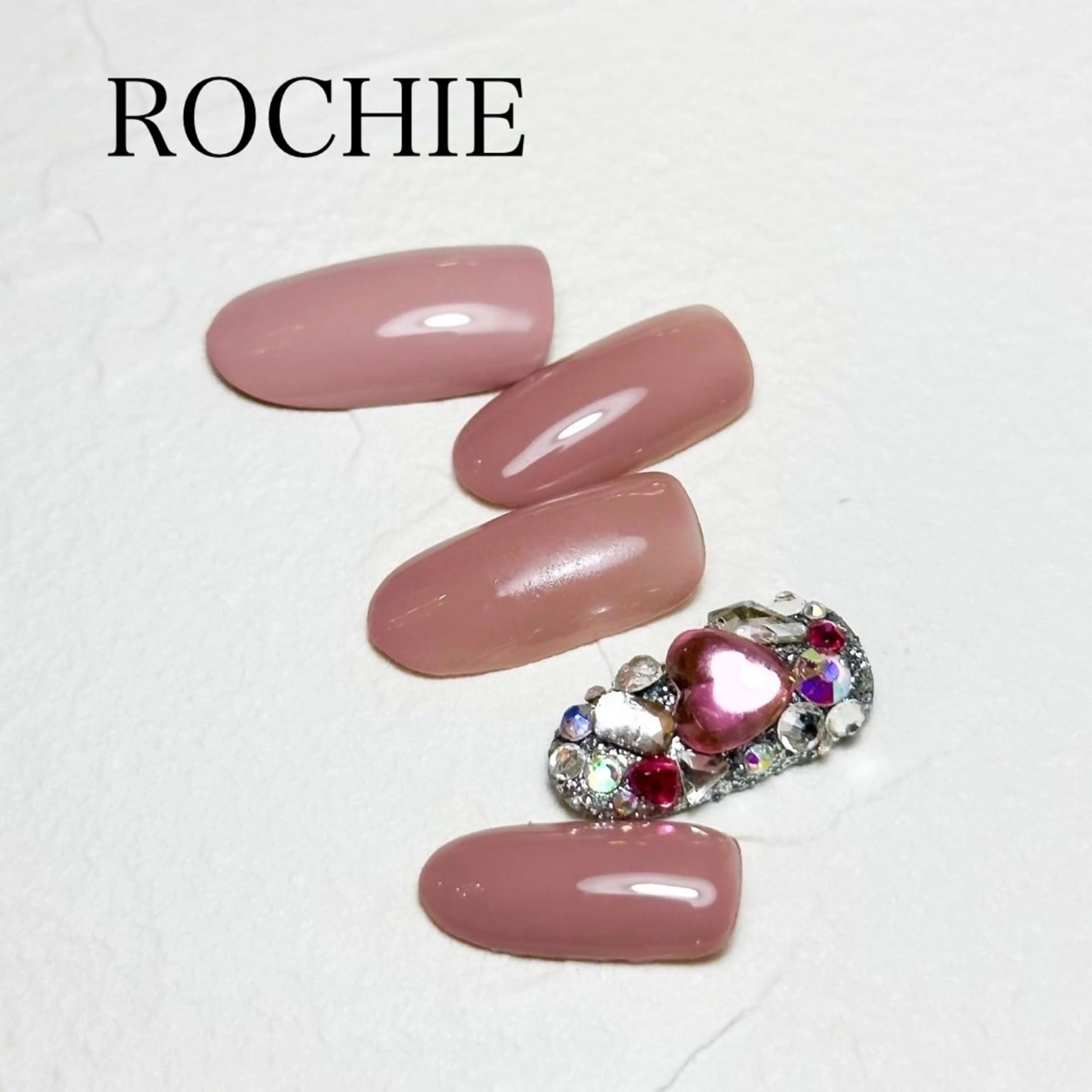 ネイル ROCHIE Rikaのネイルデザイン