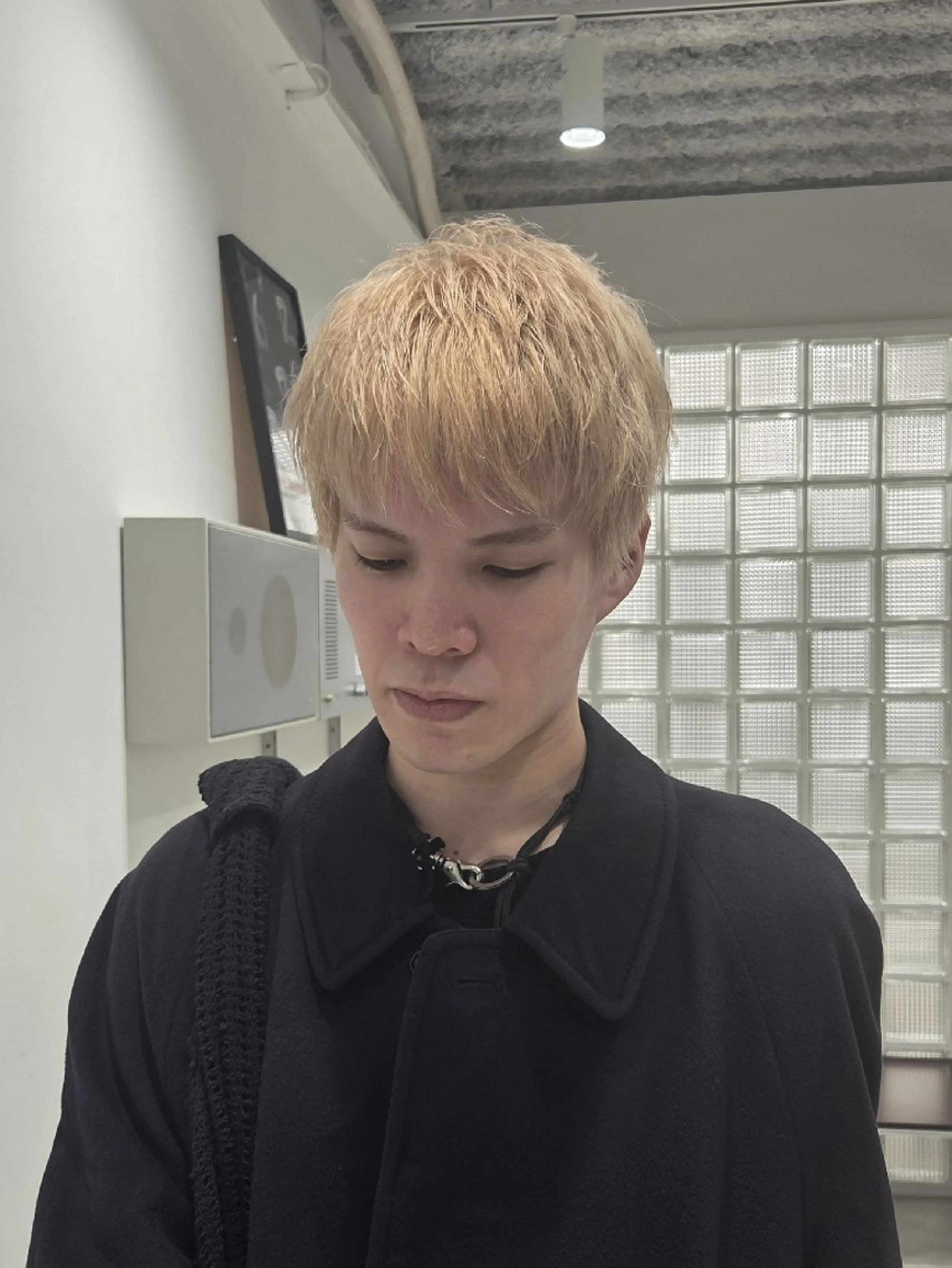 ショート メンズ メンズブリーチ メンズハイトーン カット ヘアカラー トリートメント YOKUTO/今日 ⭕️ブリーチパーマのヘアスタイル