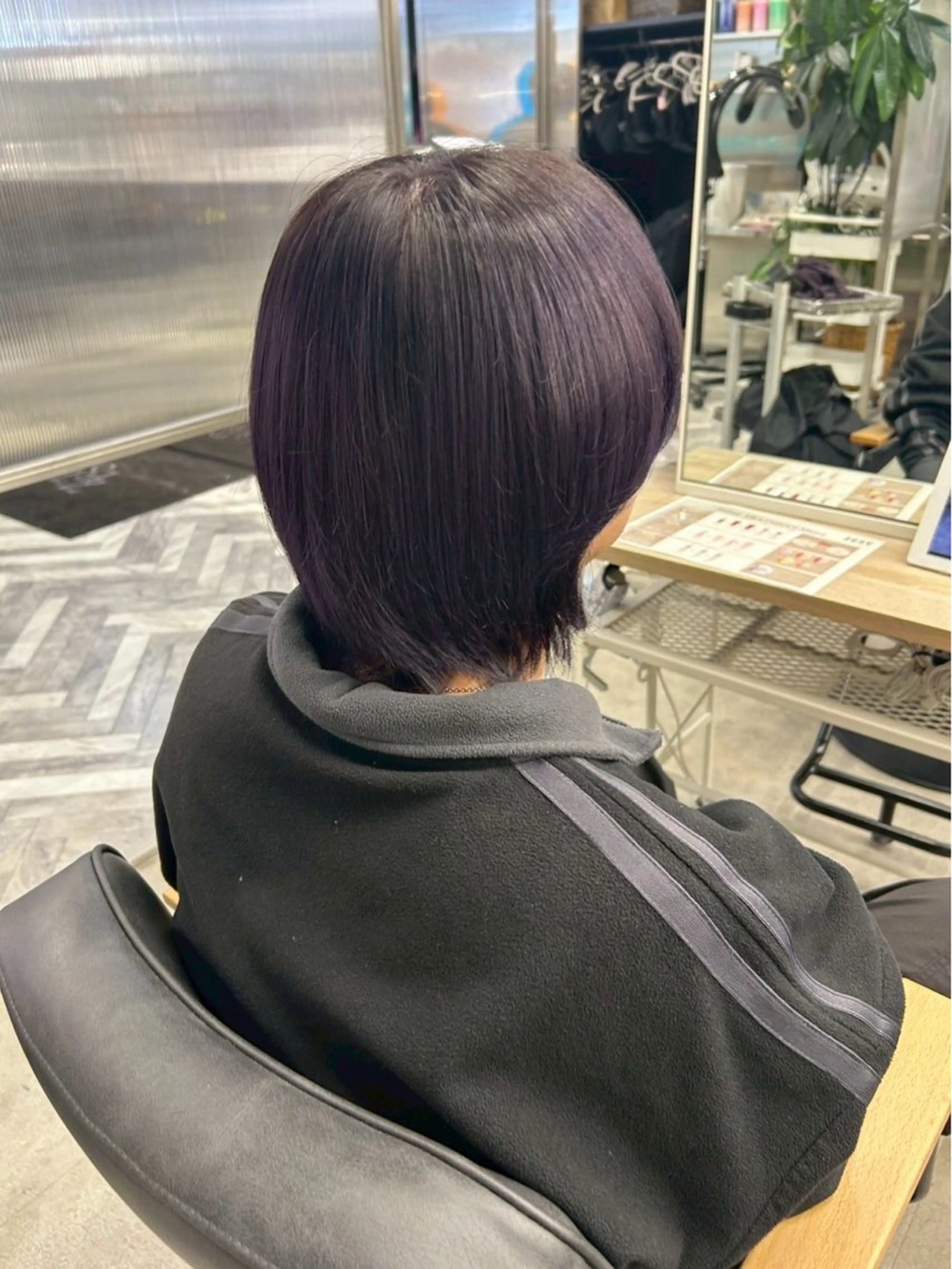 ショート カラー メンズ ヘアカラー himari💜 ハイトーンカラーのヘアスタイル