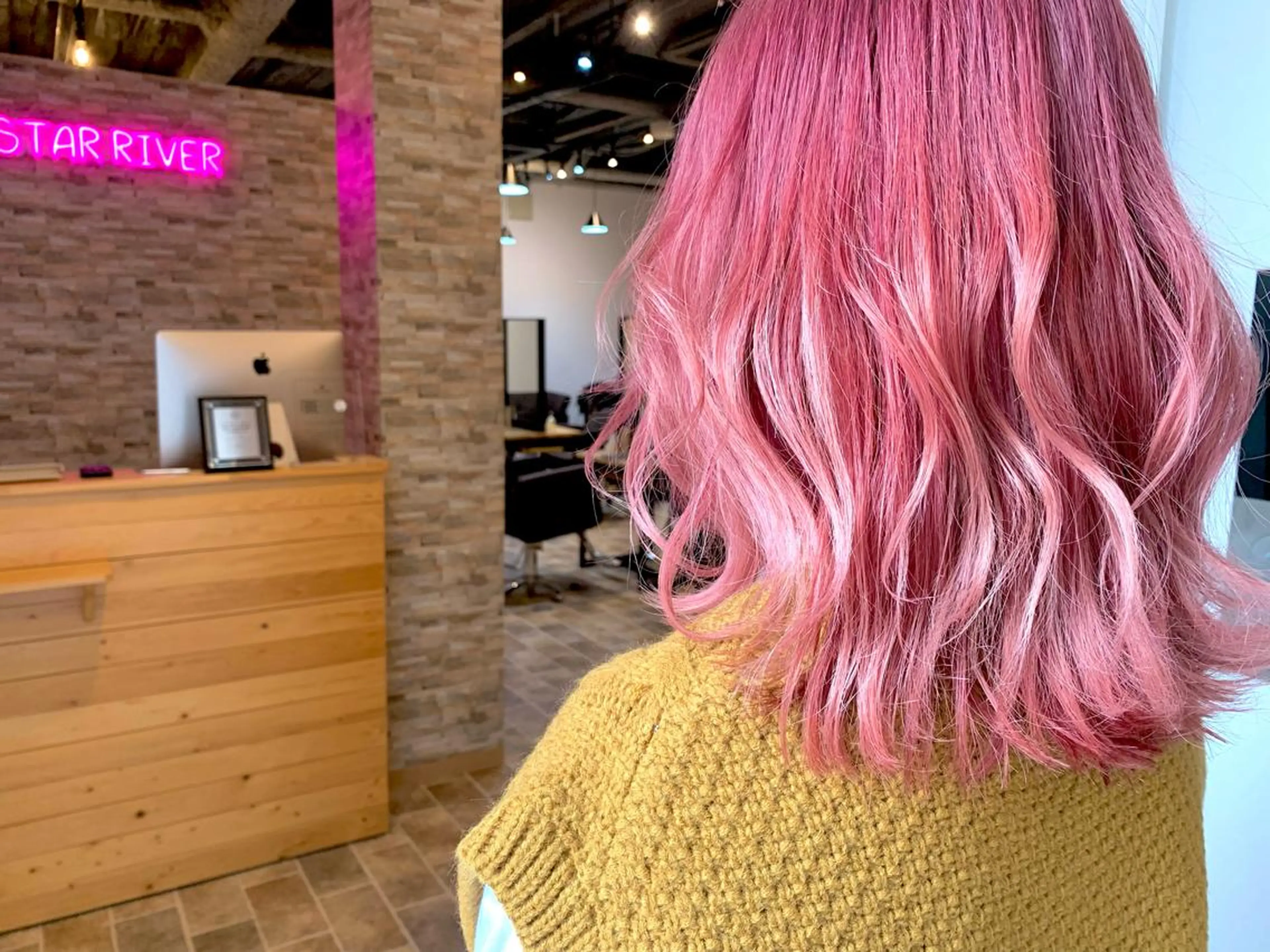セミロング 吉田 聡一のヘアスタイル