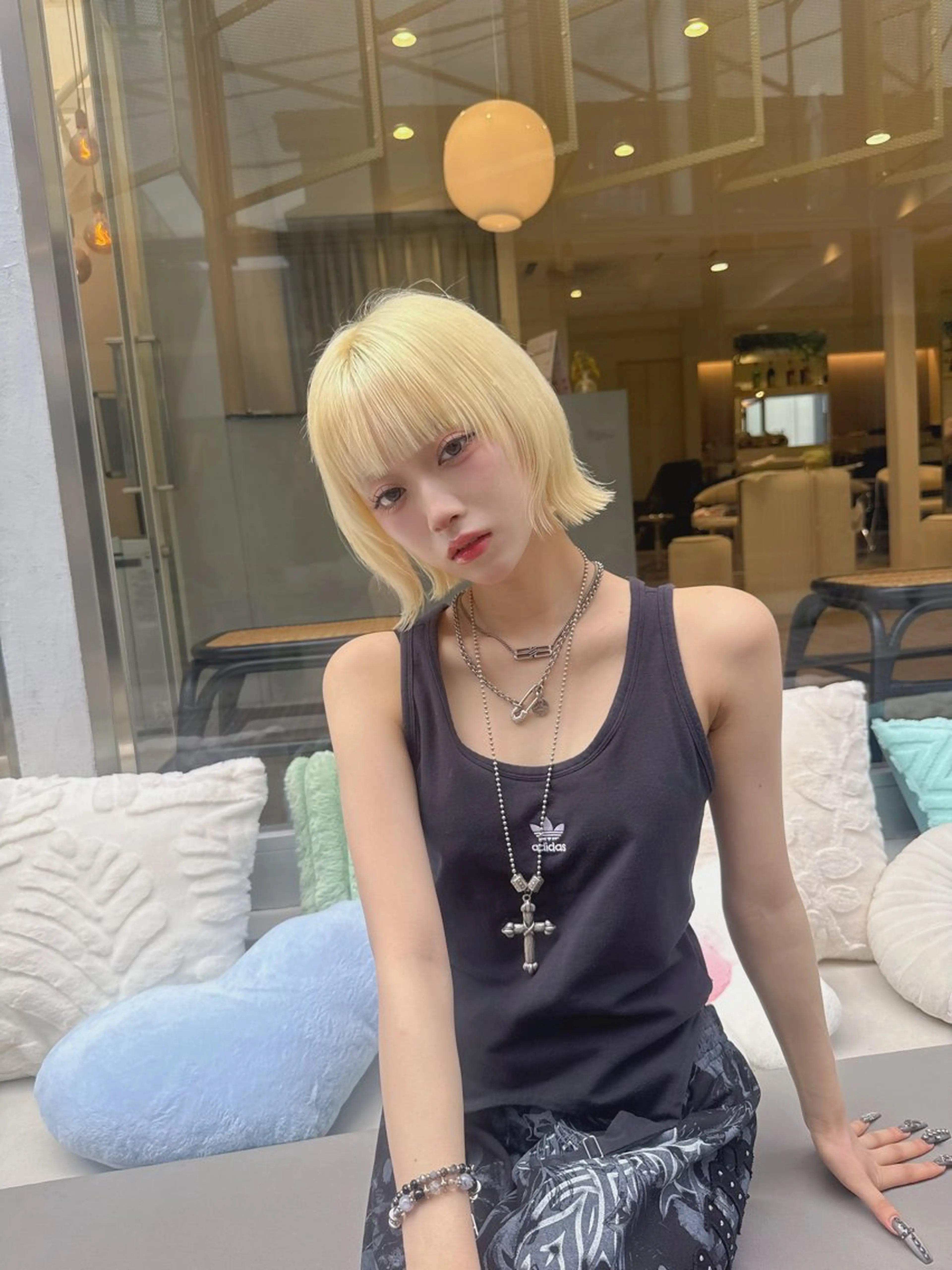 ショート カラー ブリーチ ブロンド ケアブリーチ 透明感カラー ダブルカラー カット ヘアカラー 💎透明感カラー特化 💎TAISEIのヘアスタイル