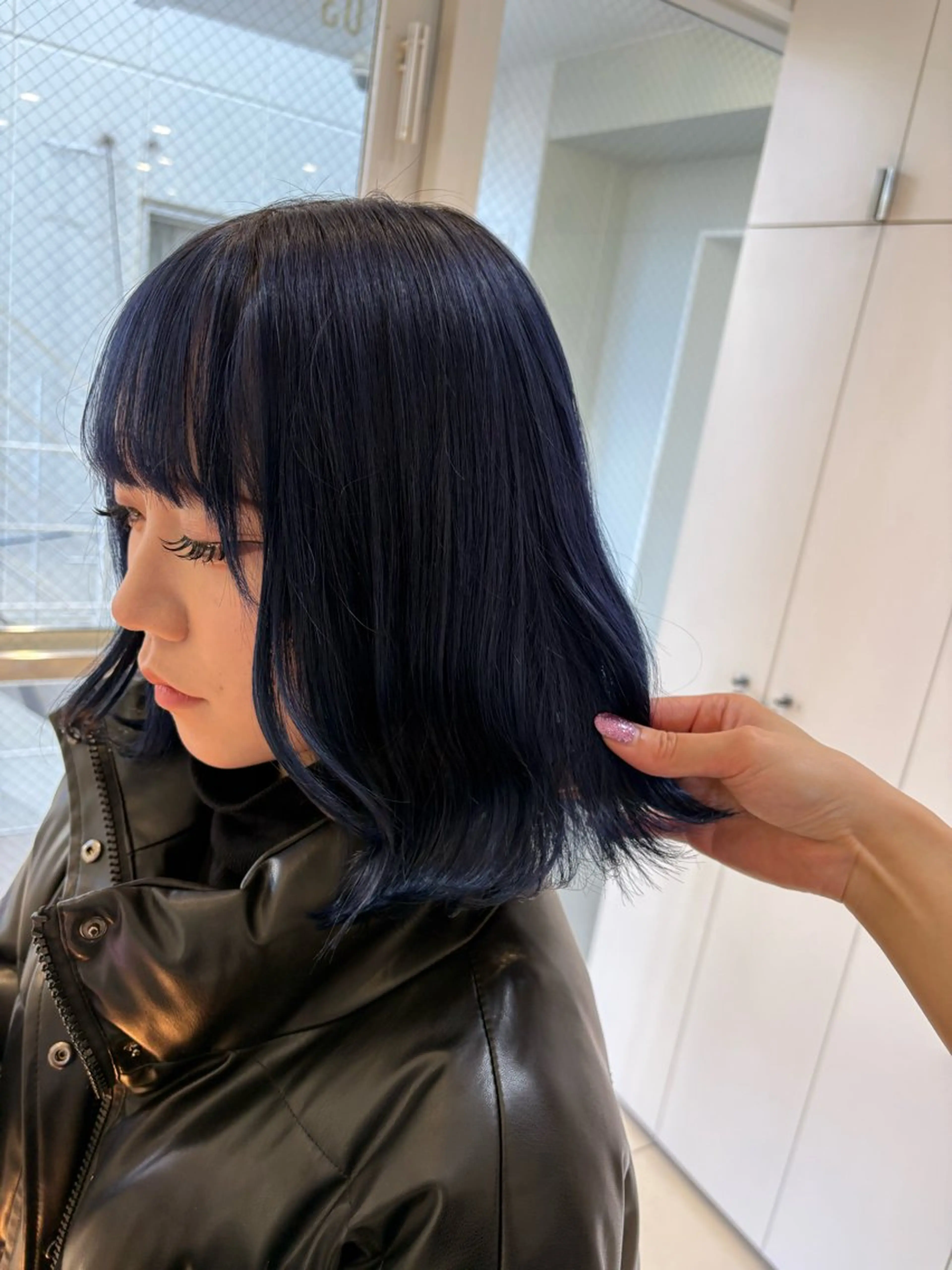 ショート カラー ヘアアレンジ ブルーカラー ネイビーカラー 《暖色/韓国hair 》🇰🇷桑原ユキネのヘアスタイル