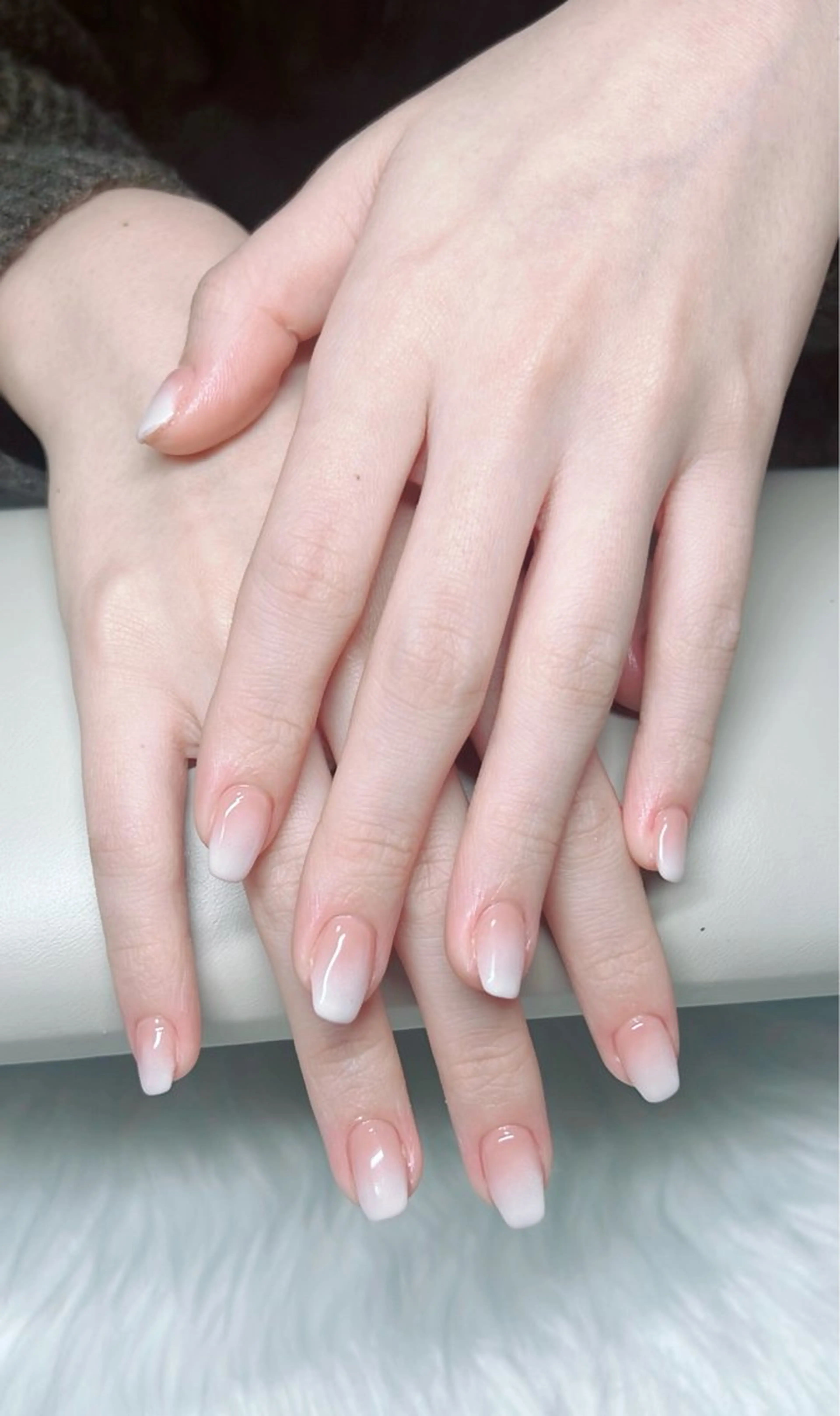 【オフ無し、ケア込み】(クリアベース) フレンチorカラーグラ💅の写真