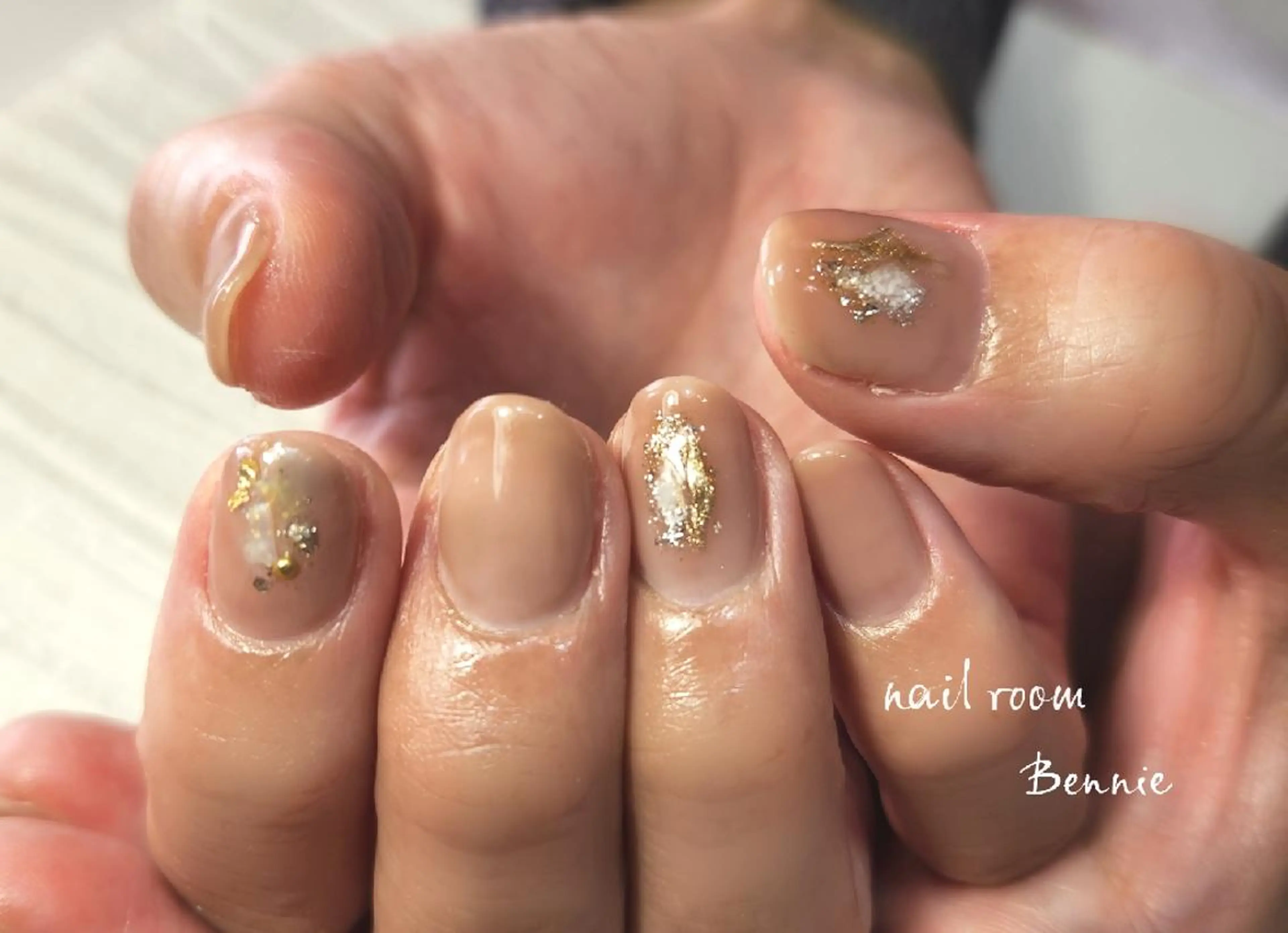 ネイル ニュアンスネイル   BENNIEのネイルデザイン