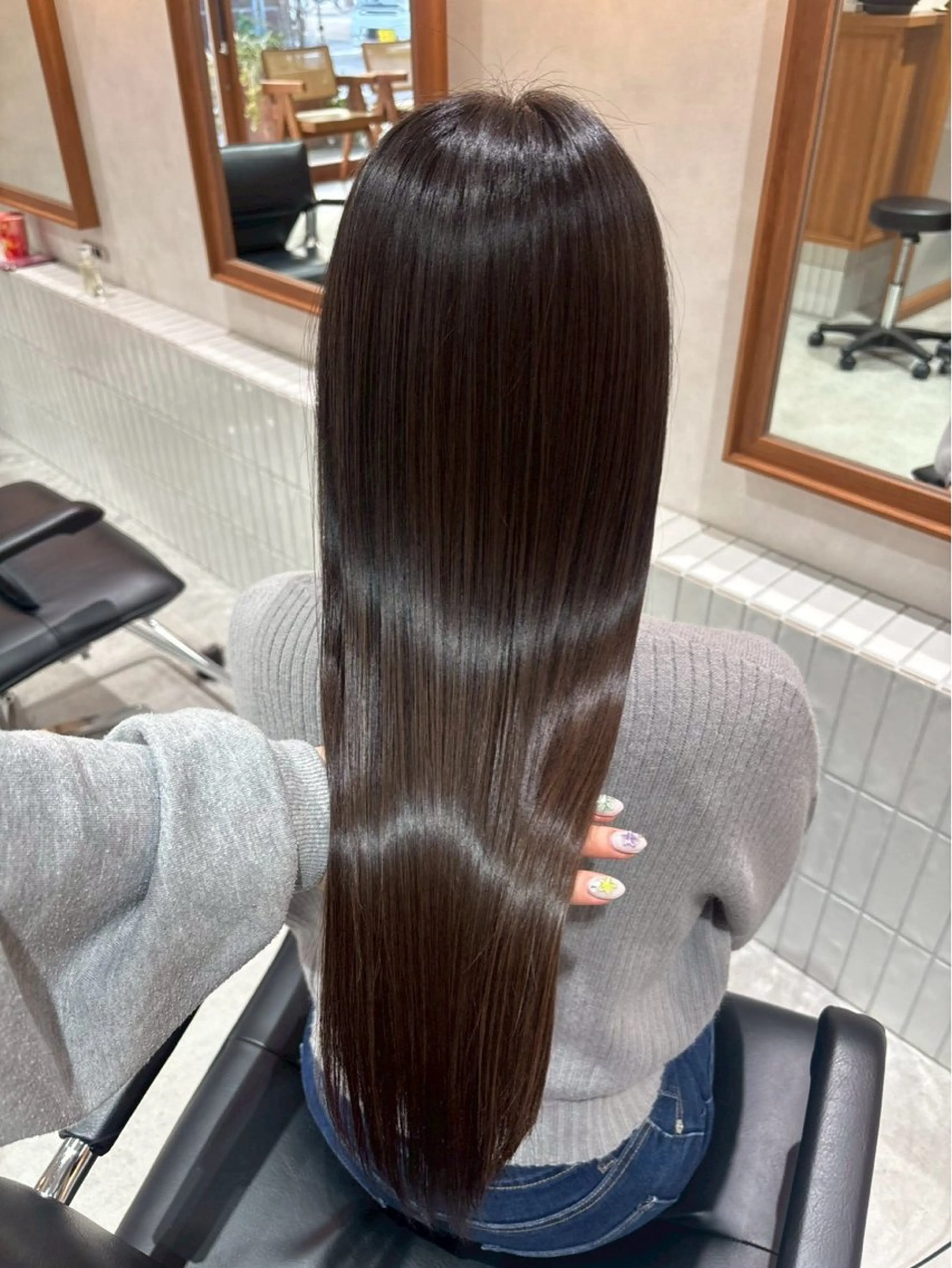 ロング SANO YUIのヘアスタイル