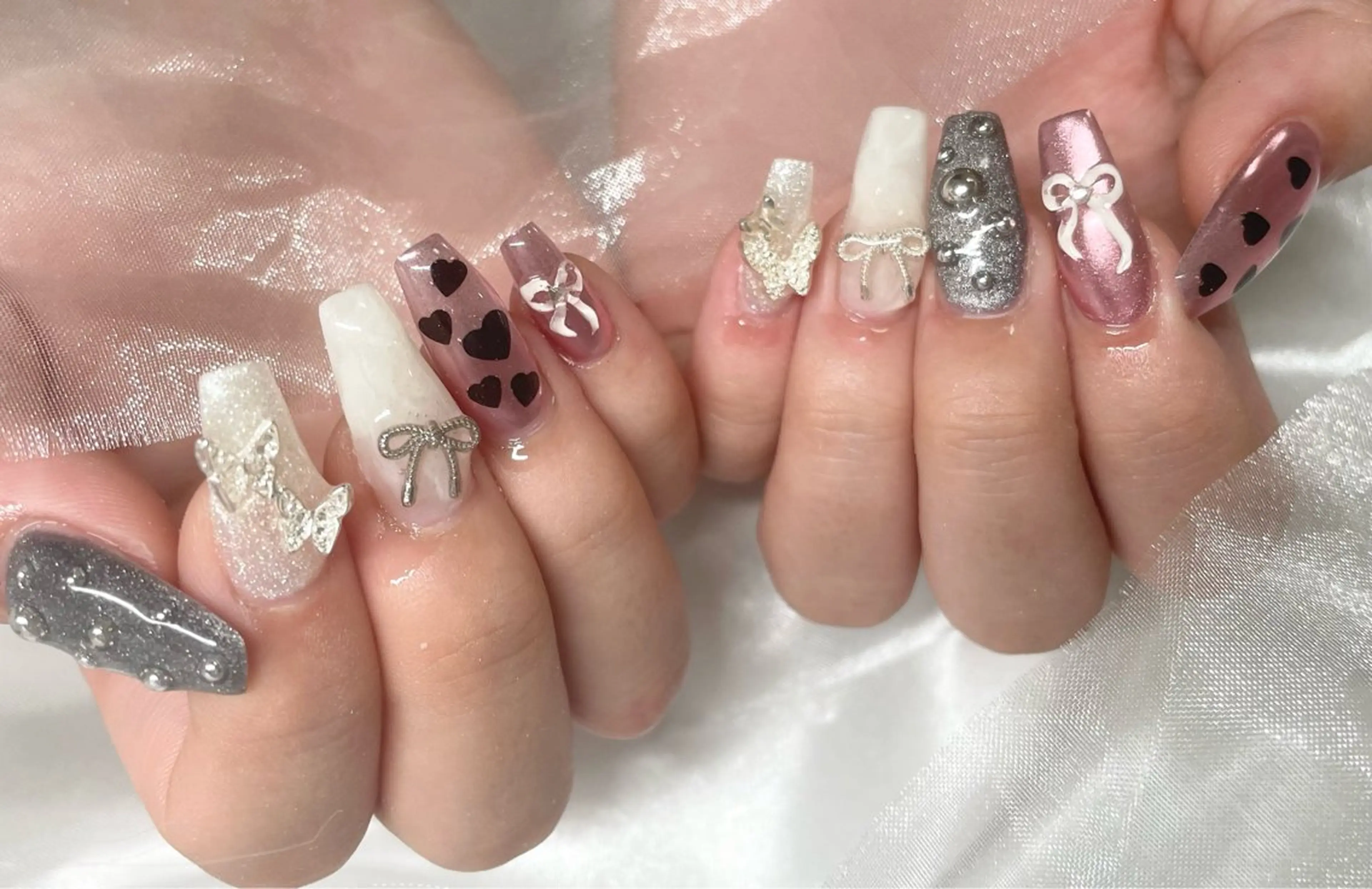 ネイル ハンドネイル Roi〈ロワ〉 Minakoのネイルデザイン