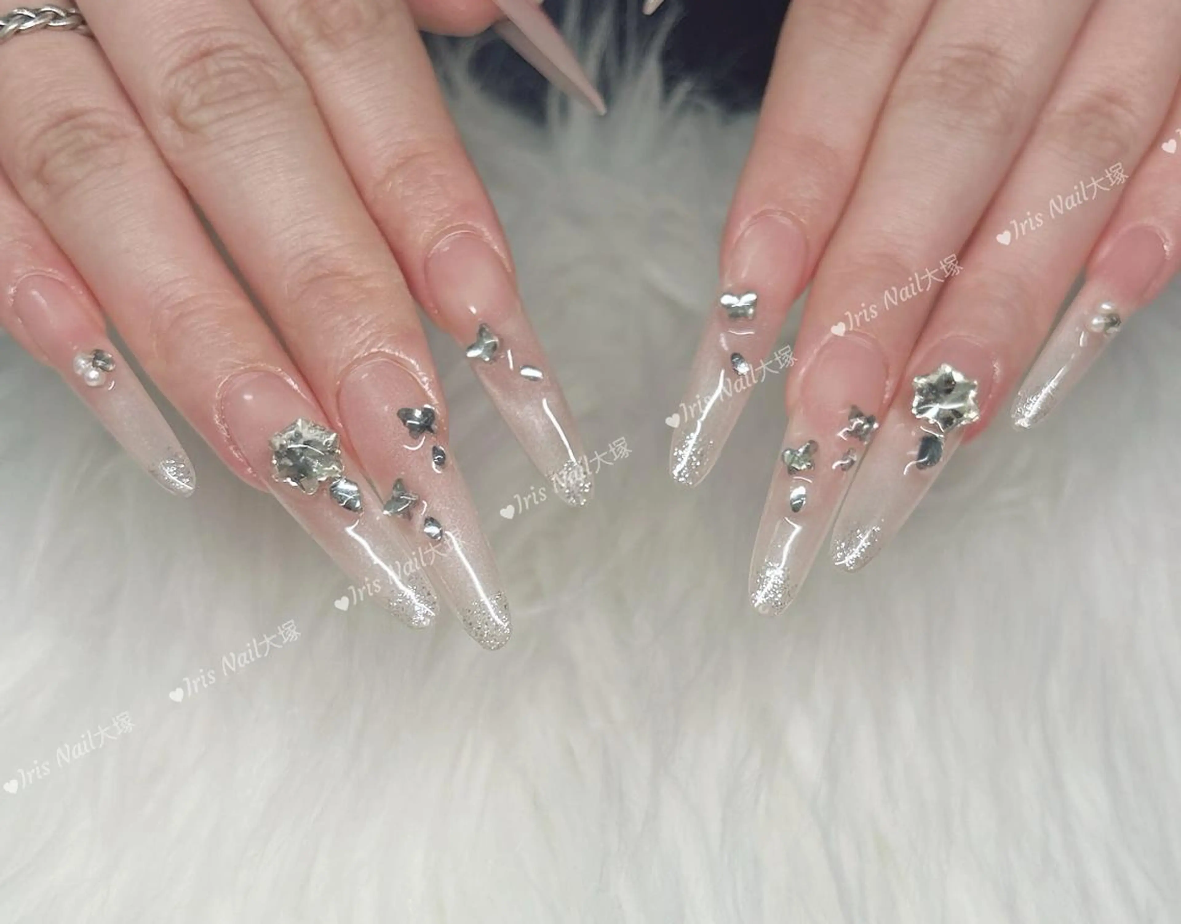 ネイル ネイルチップ ハンドネイル ハンドケア 🍒IRIS Nail🌸のネイルデザイン