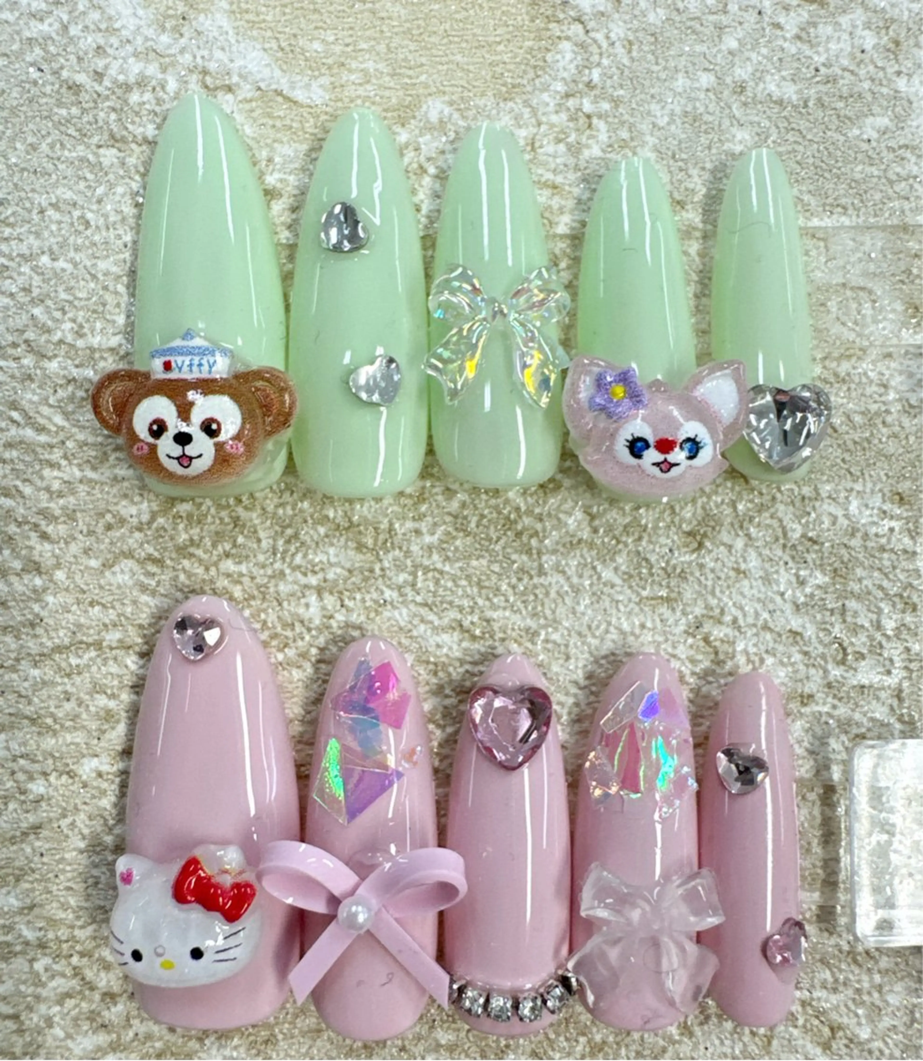 ネイル 長さ出し フレンチネイル ジェルネイル ガラスフレンチ マグネットネイル Queeens nailのネイルデザイン