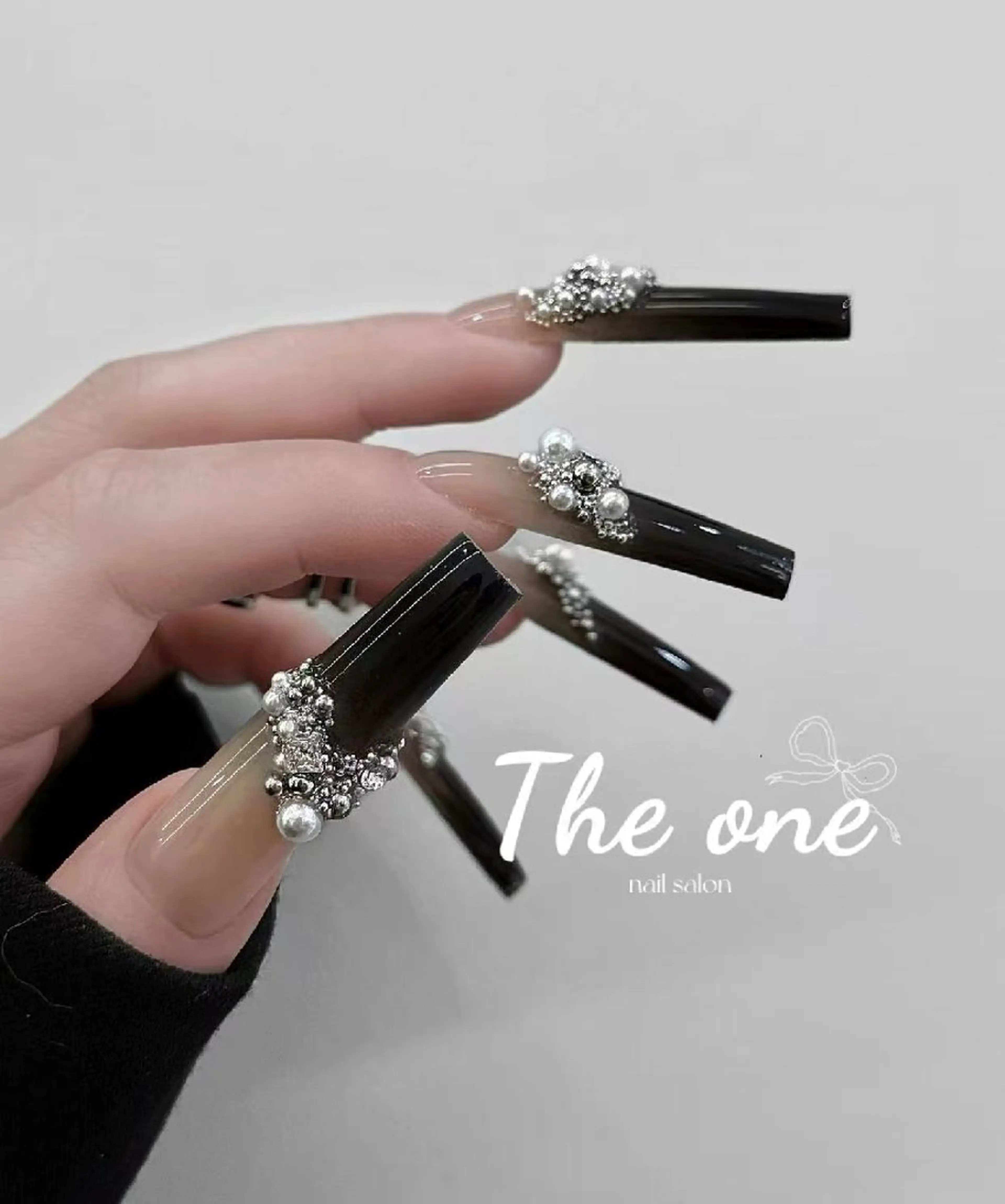 ネイル Theone栄店 田口のネイルデザイン