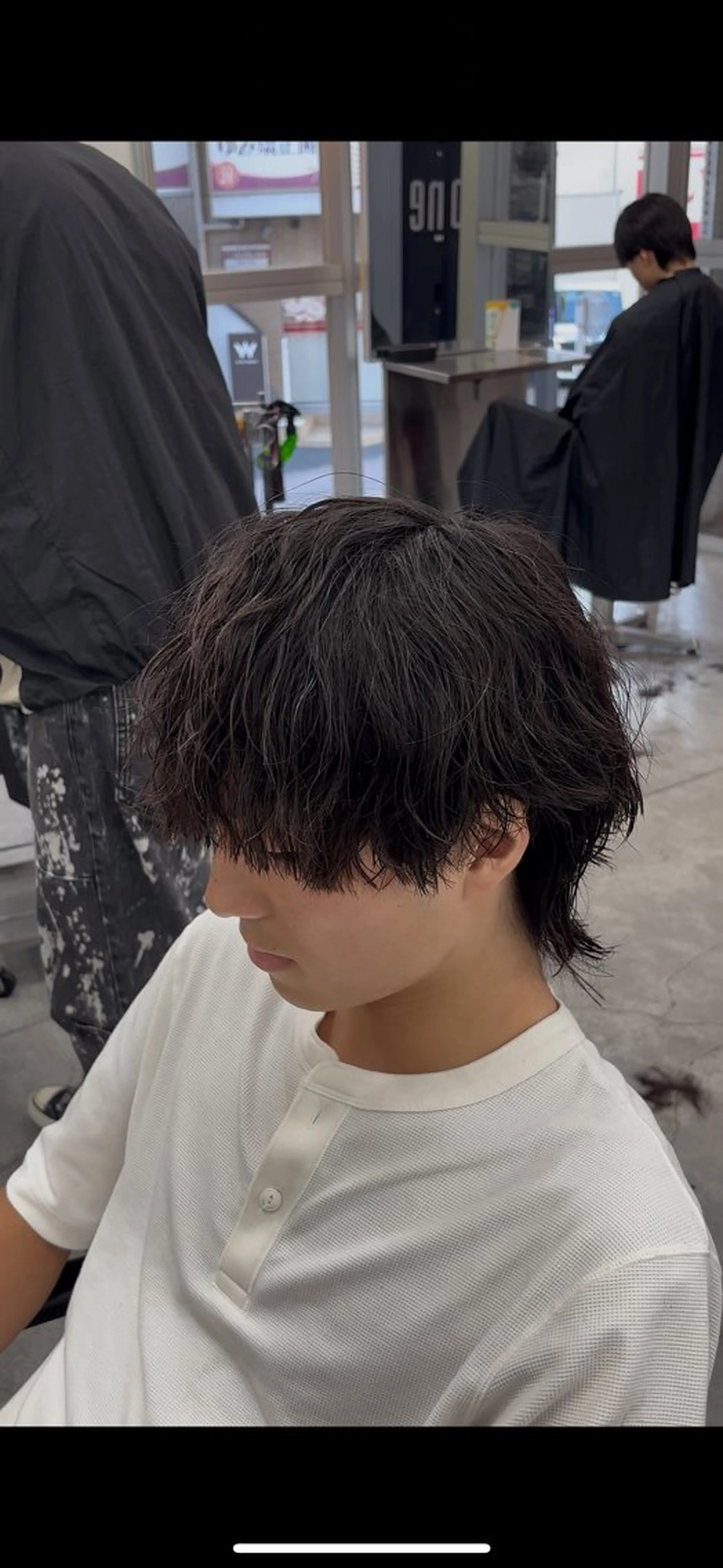 パーマ メンズハイトーン 北斗💍レイヤーのヘアスタイル