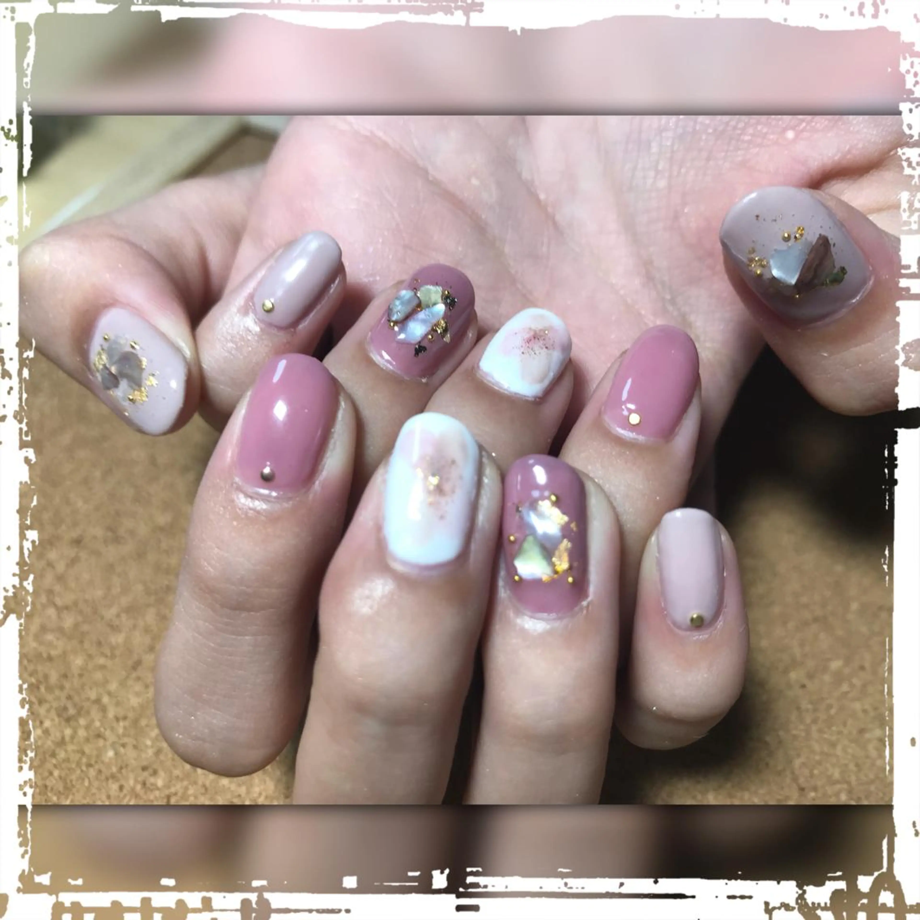 ネイル ピンク ピンクベージュ ECLAT エクラ所属・寺山 千鶴のネイルデザイン