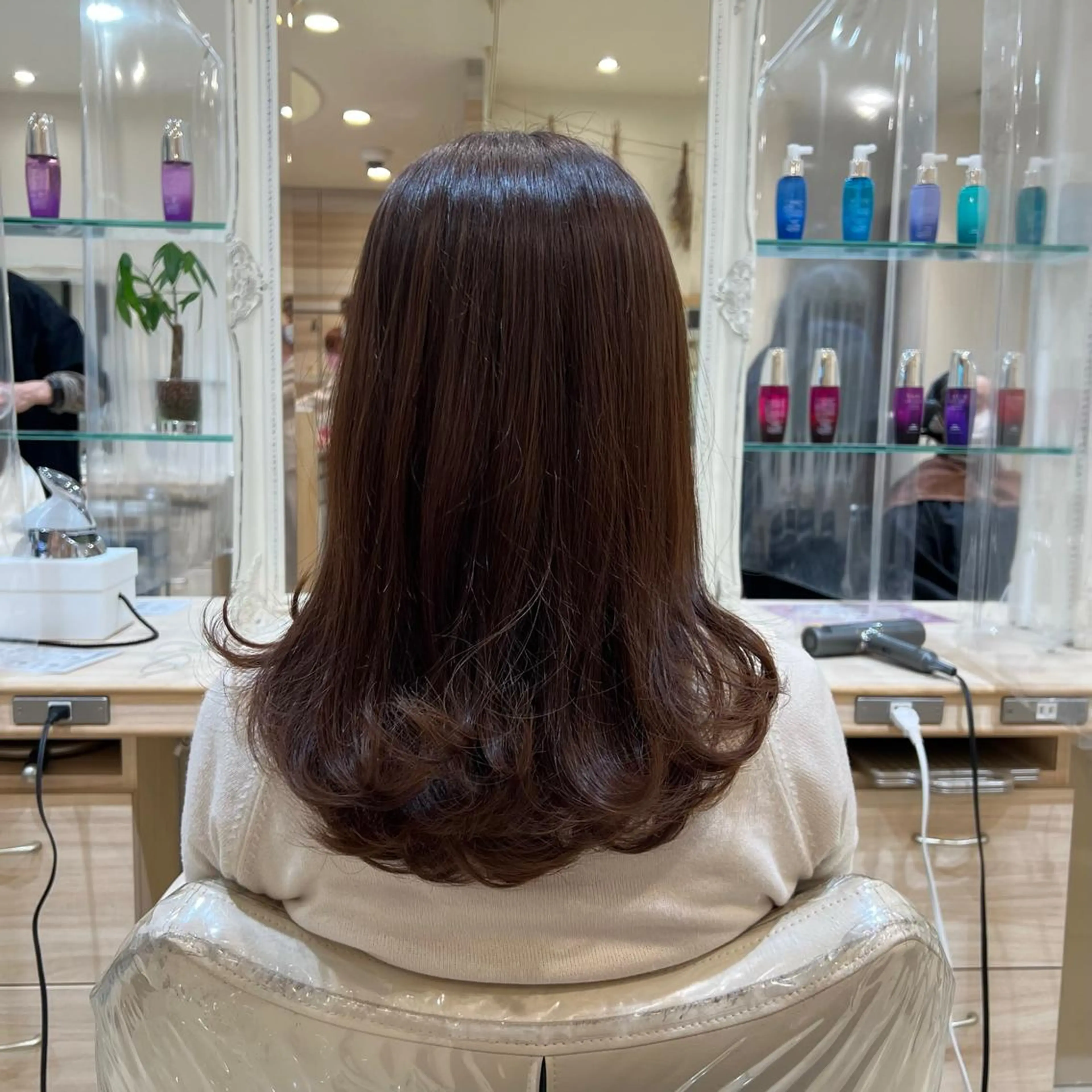 セミロング 韓国風🌷✨ 守屋紗希のヘアスタイル