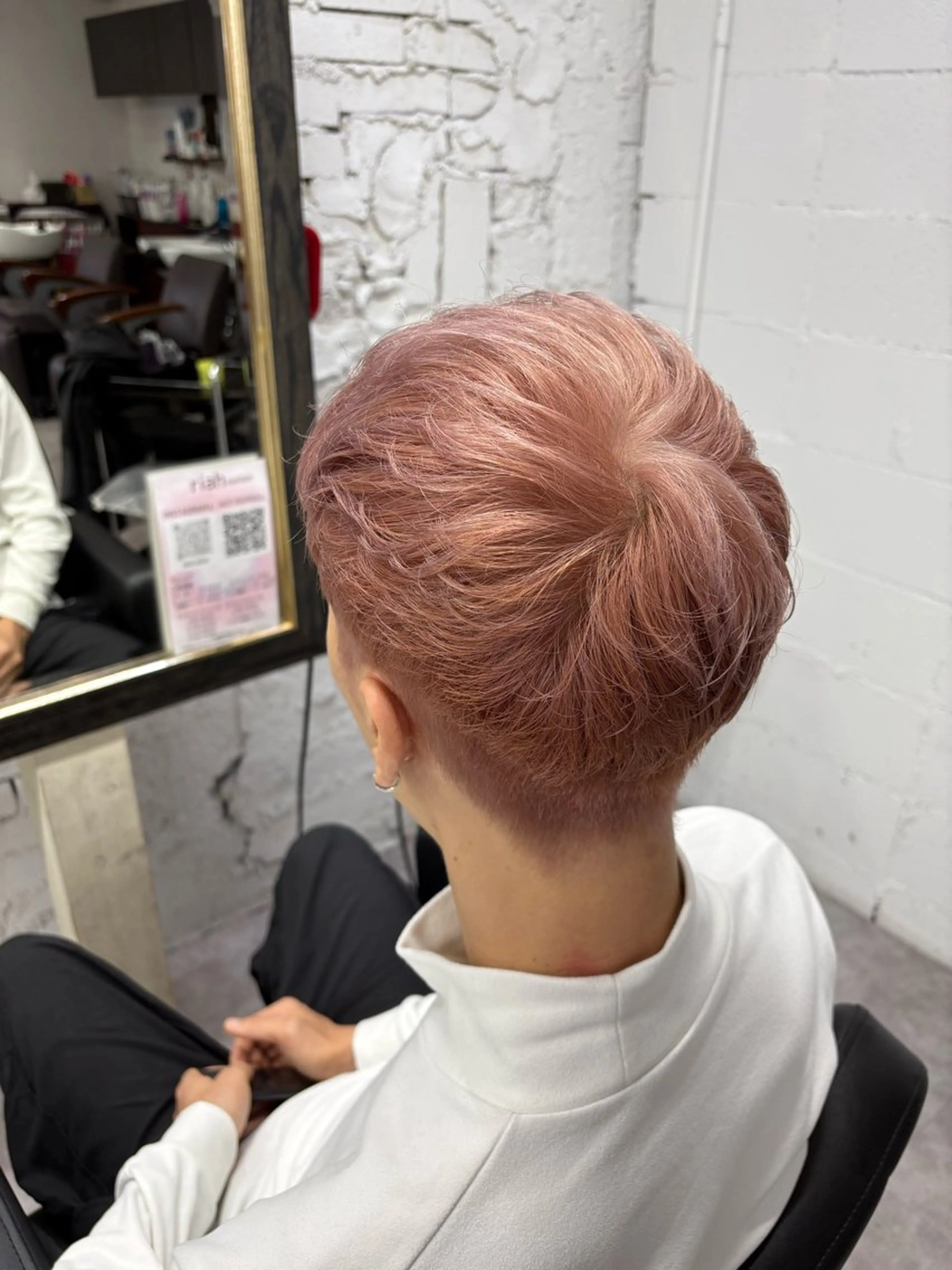 カラー メンズ 笹江 瑞穂のヘアスタイル