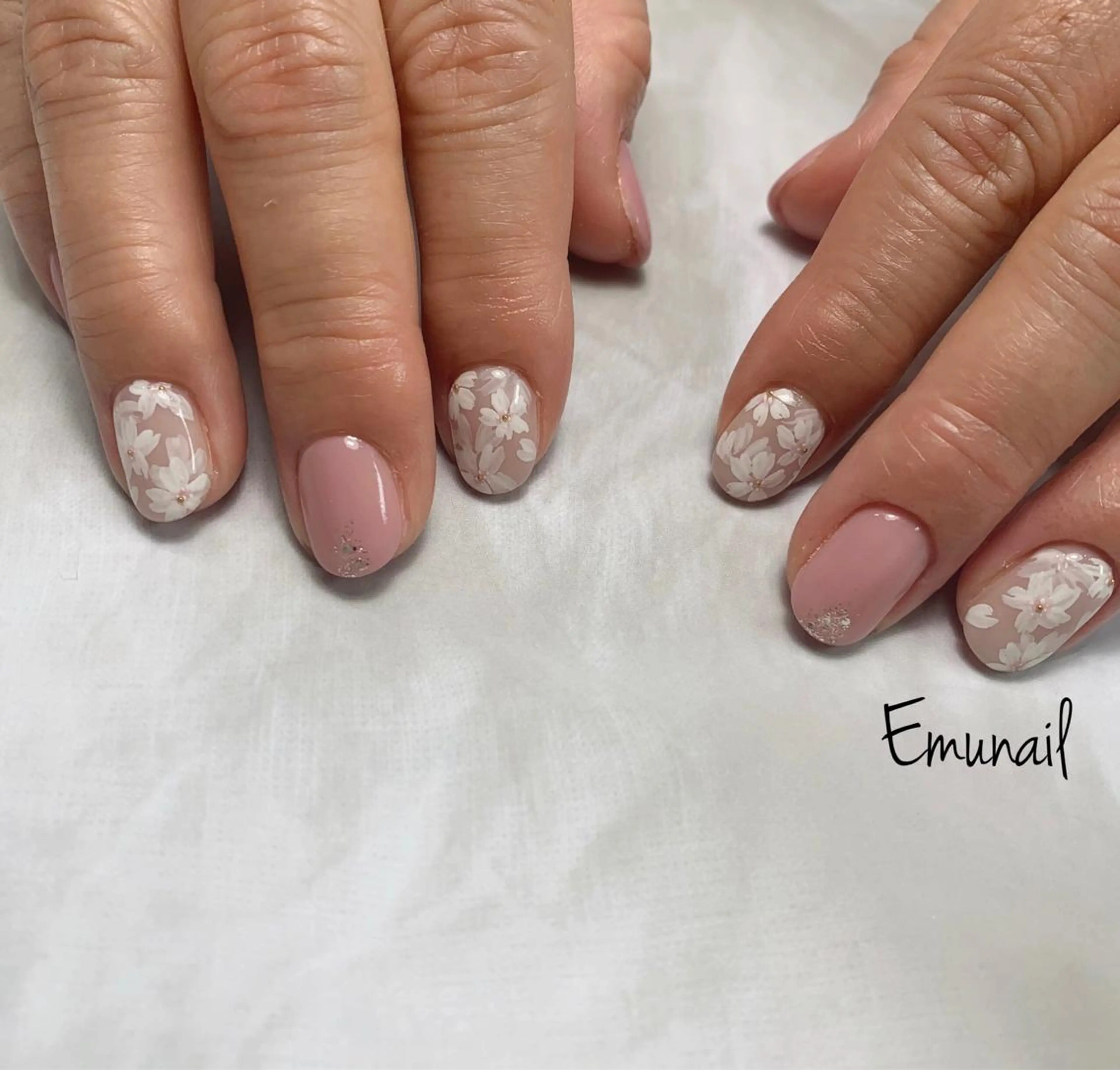 ネイル ハンドネイル Emu Nailのネイルデザイン