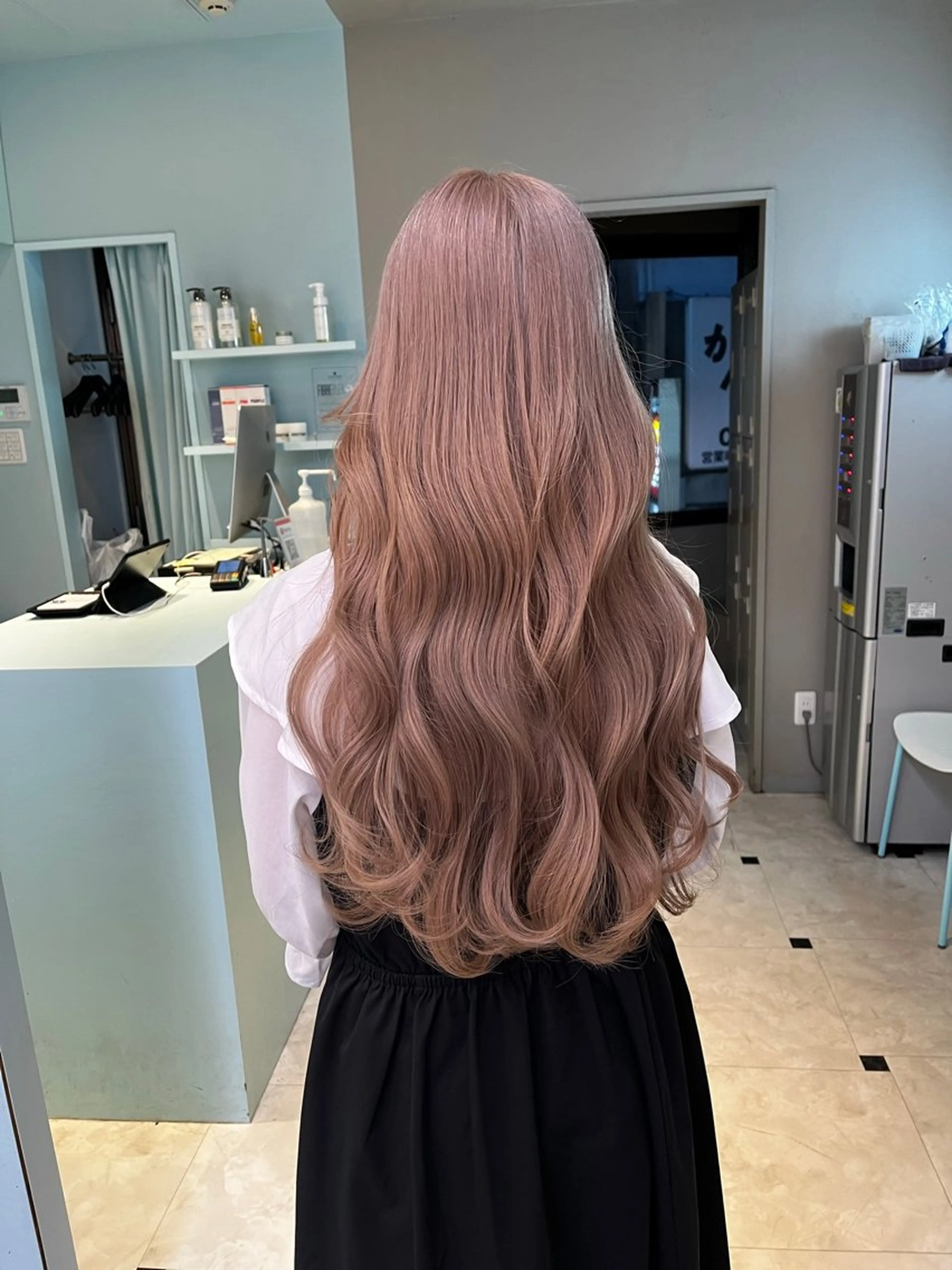 ロング カラー ヘアカラー トリートメント ブリーチカラー 🩵MIZUKIのヘアスタイル