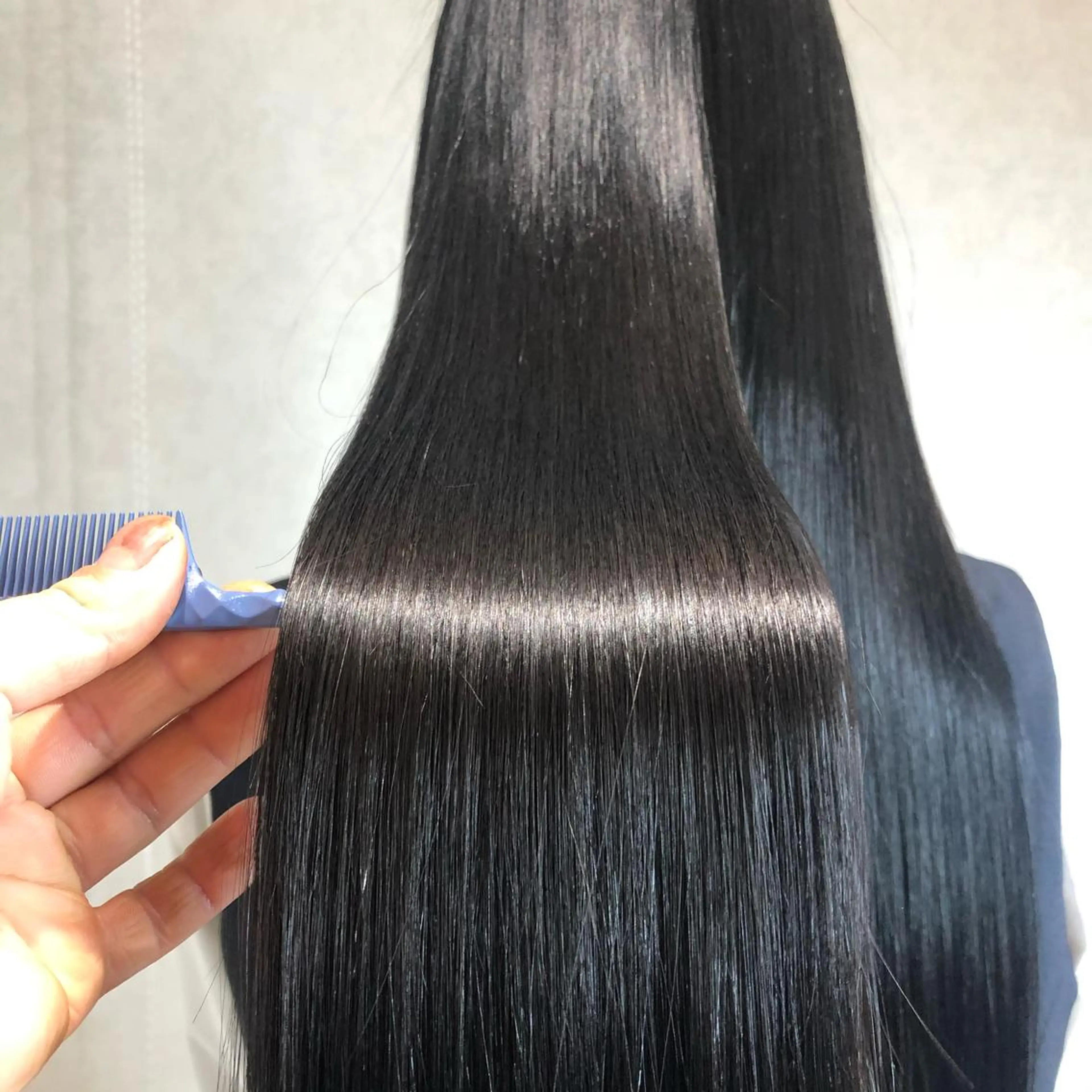 ロング ムトウセイマ/ 縮毛矯正/ブリーチのヘアスタイル