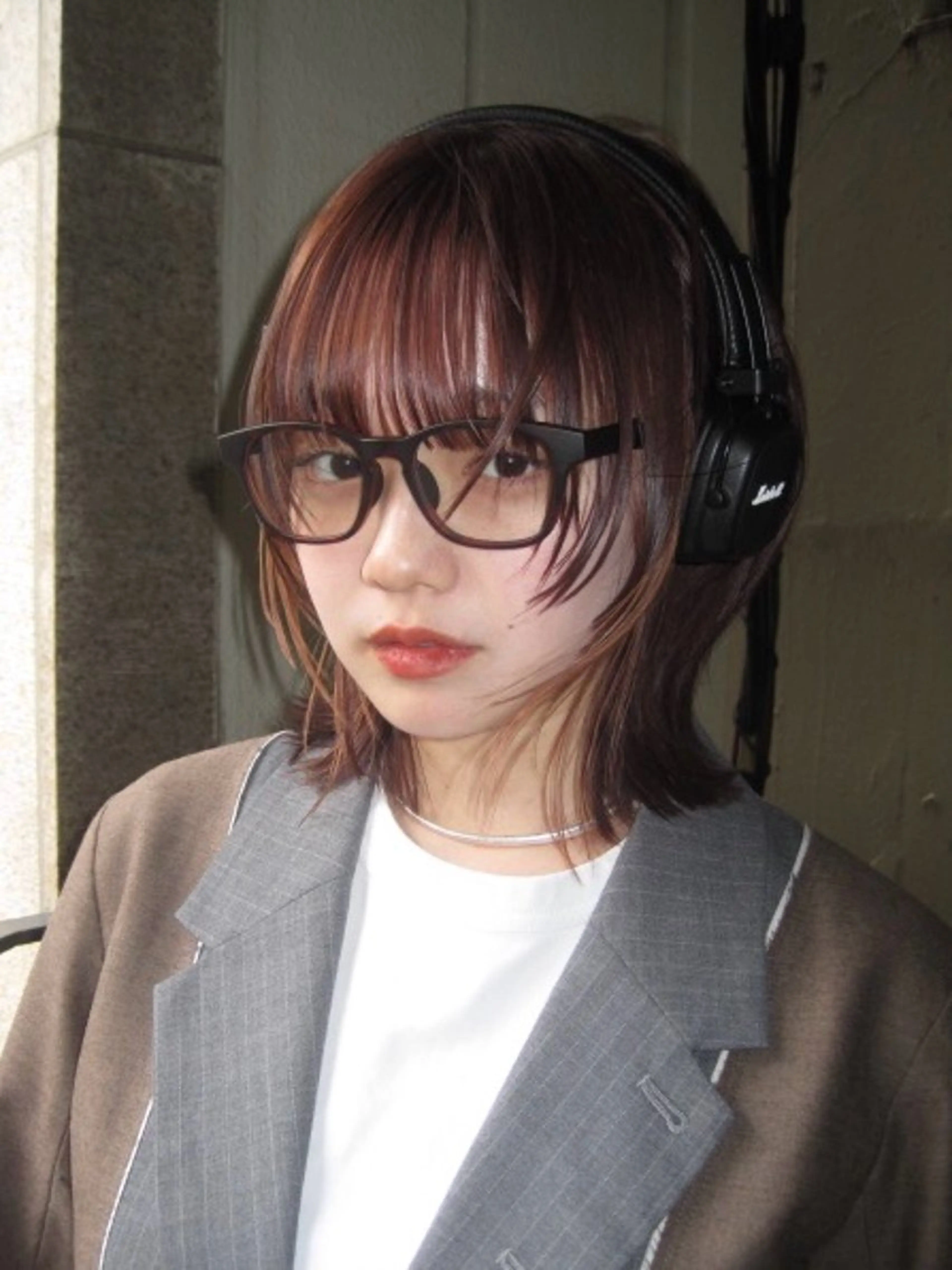 ショート カラー ボブ 顔まわりレイヤー レイヤーカット 艶カラー Unami 太田英寿のヘアスタイル