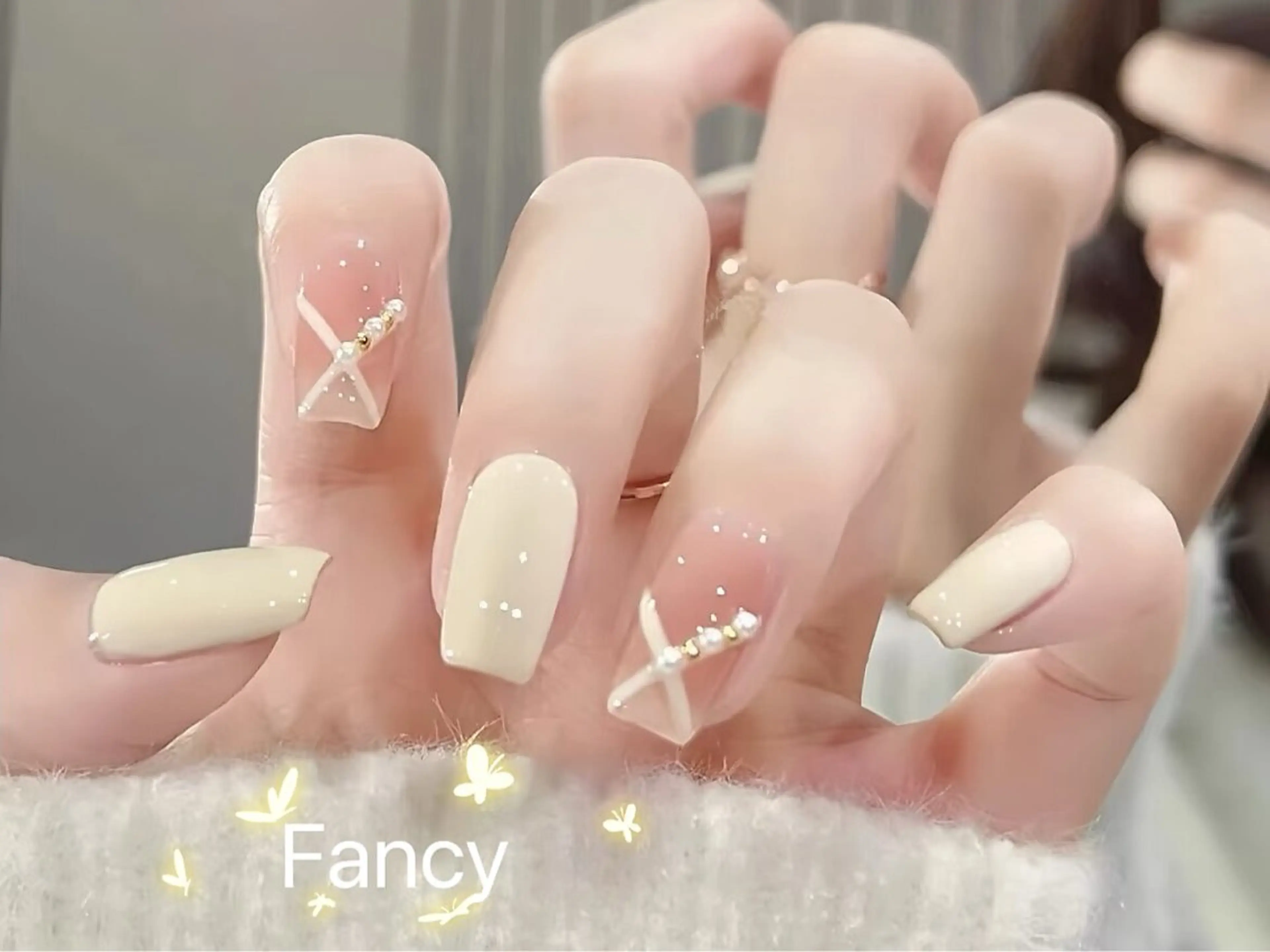 ネイル チークネイル フットネイル グラデーション 韓国ネイル ニュアンスネイル Fancyネイル サロン練馬店のネイルデザイン